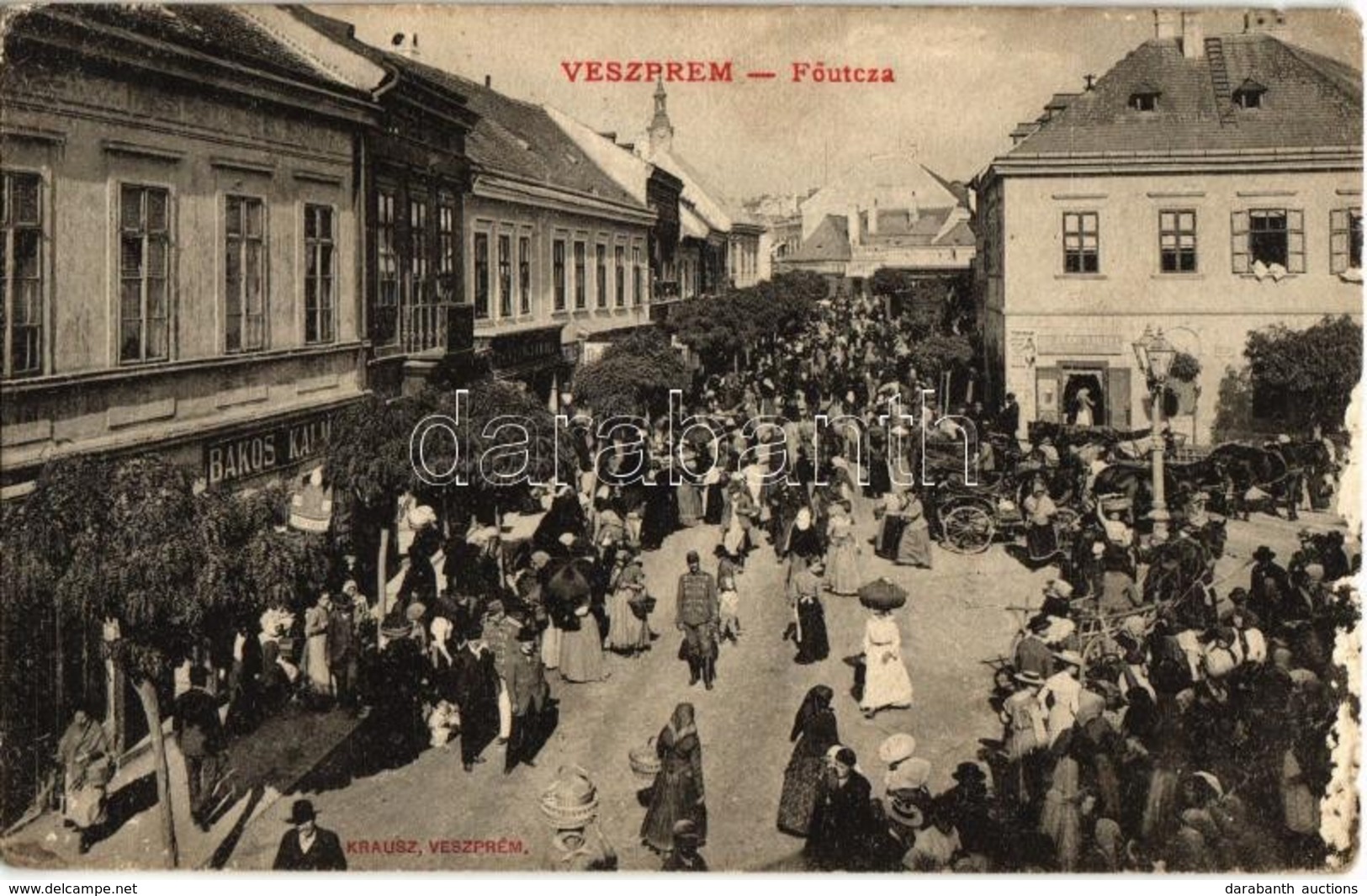 T3 1910 Veszprém, Fő Utca, Bakos Kálmán üzlete, Tömeg, Piac. Kiadja Krausz (kis Szakadások / Small Tears) - Zonder Classificatie