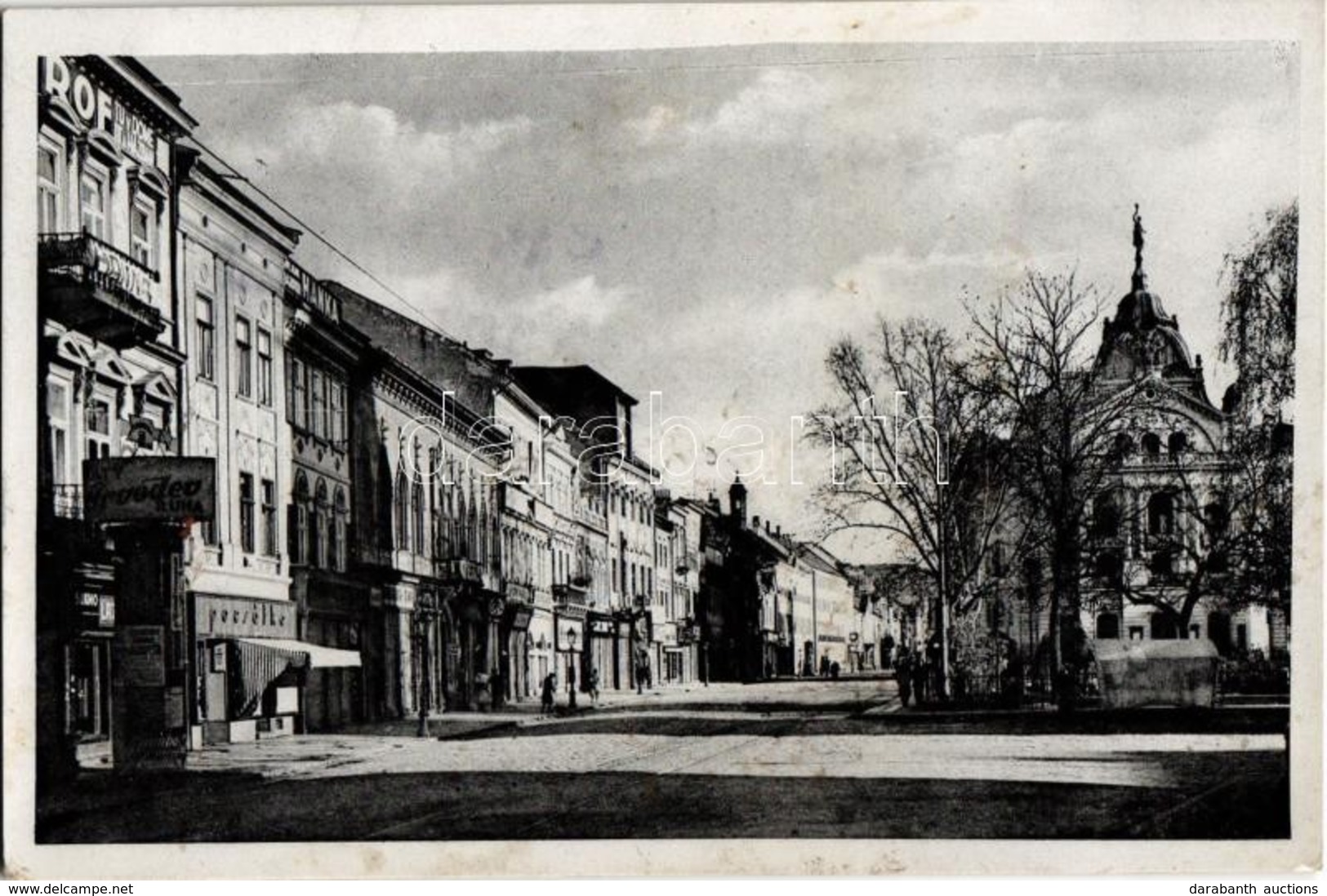 T2 Kassa, Kosice; Stefánikova Ul. A Divadlo / Stefánik Utca, üzletek, Színház / Street View With Shops And Theater + 193 - Non Classés