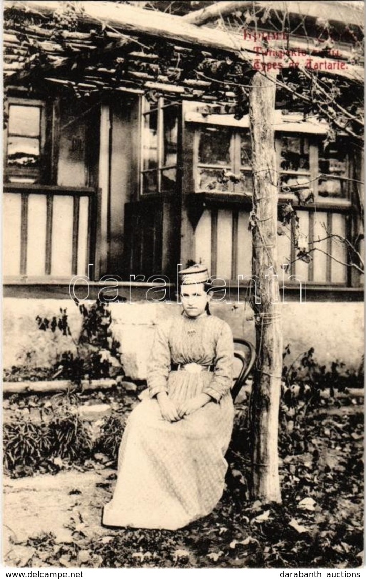 ** T2 Crimea, Crimée, Krym; Types De Tartarie / Tatar Woman In Traditional Costumes, Folklore - Non Classés