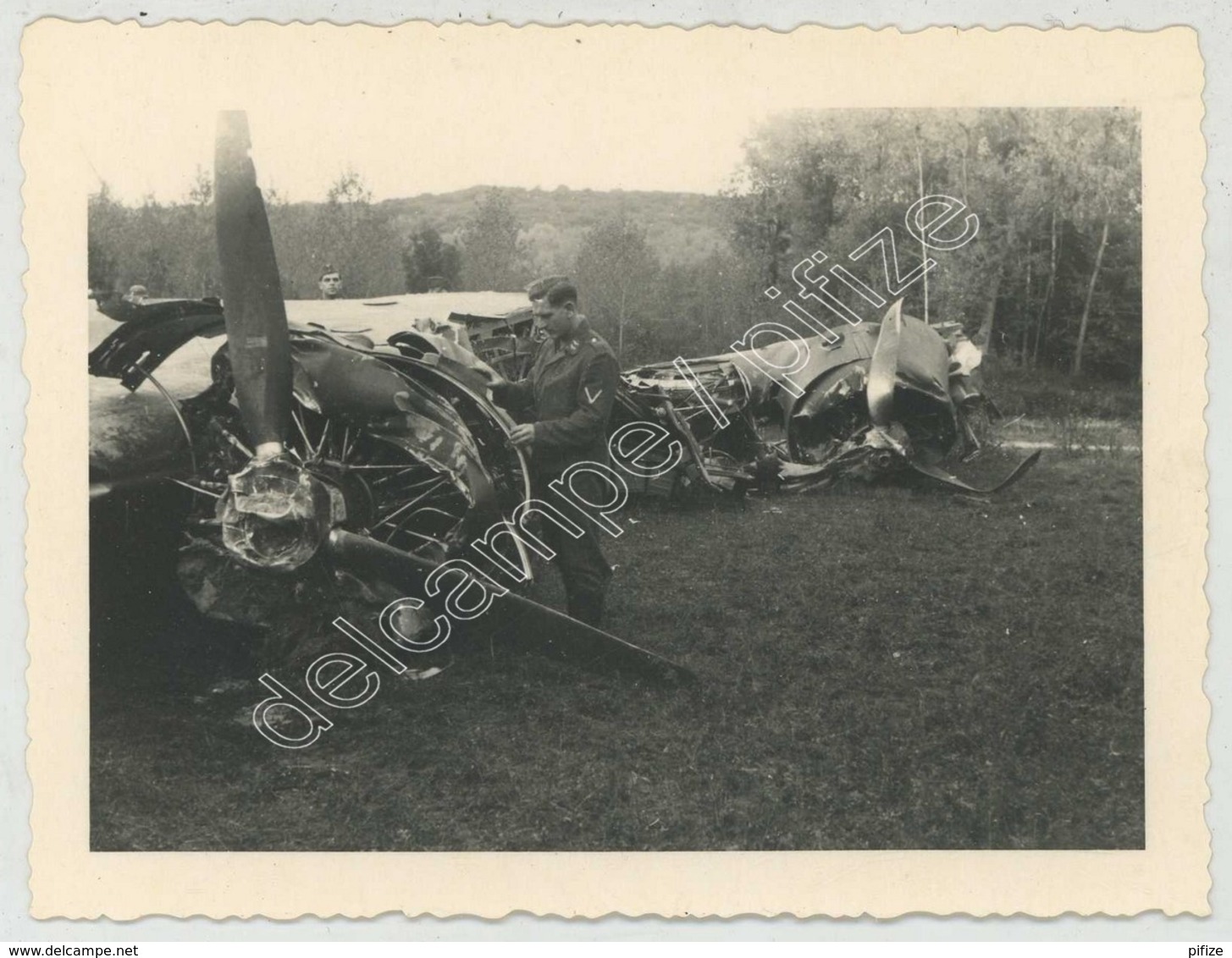 WWII . WW2 . Guerre De 1939-45 . Avion Allemand Tombé Dans L'Aisne Au Pont De Choisy-au-Bac . - Aviation