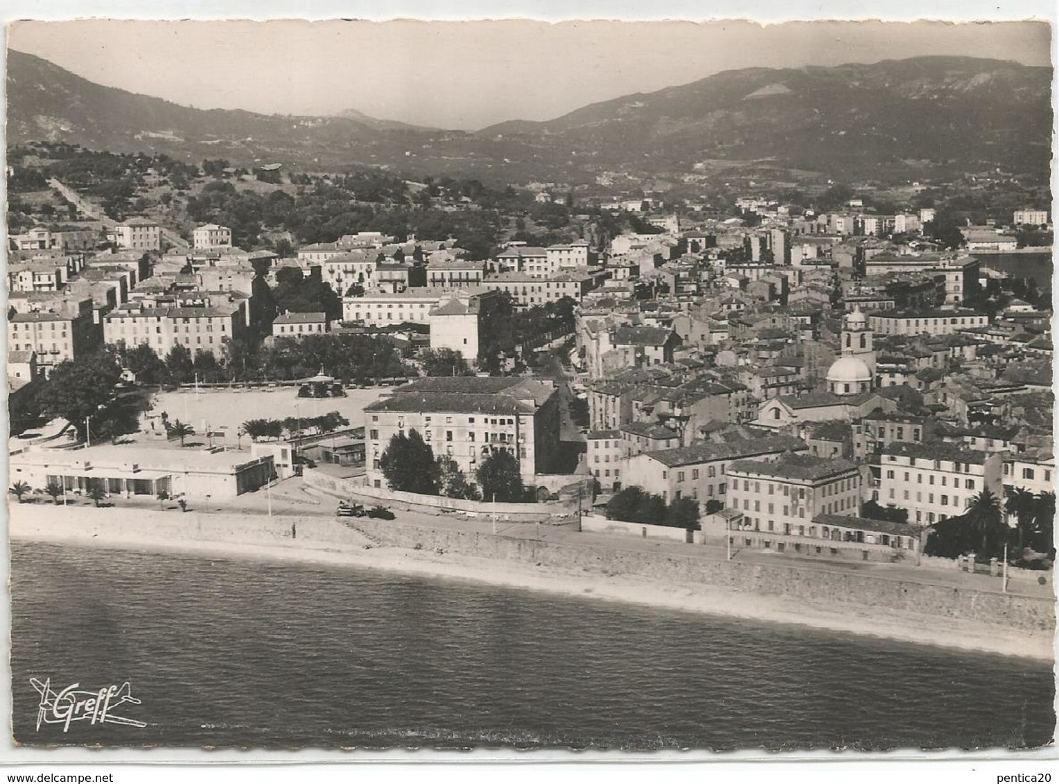 CORSE CPSM  Dentelée  AJACCIO - Vue Aérienne - La Ville, Le Casino Et La Place De Gaulle - Ajaccio