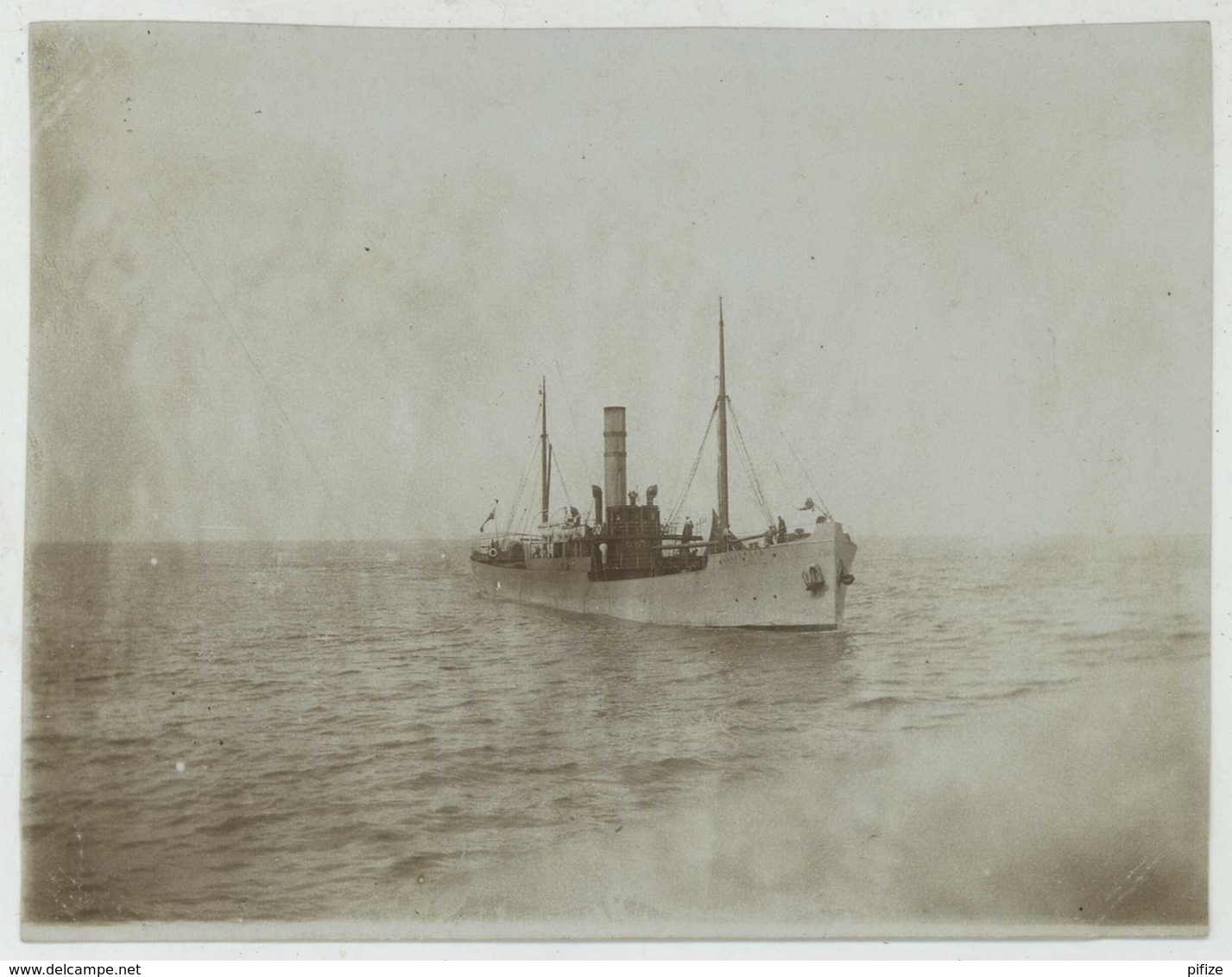 Bateaux . Le Paquebot Clérence à Newhaven . 1903 . - Bateaux