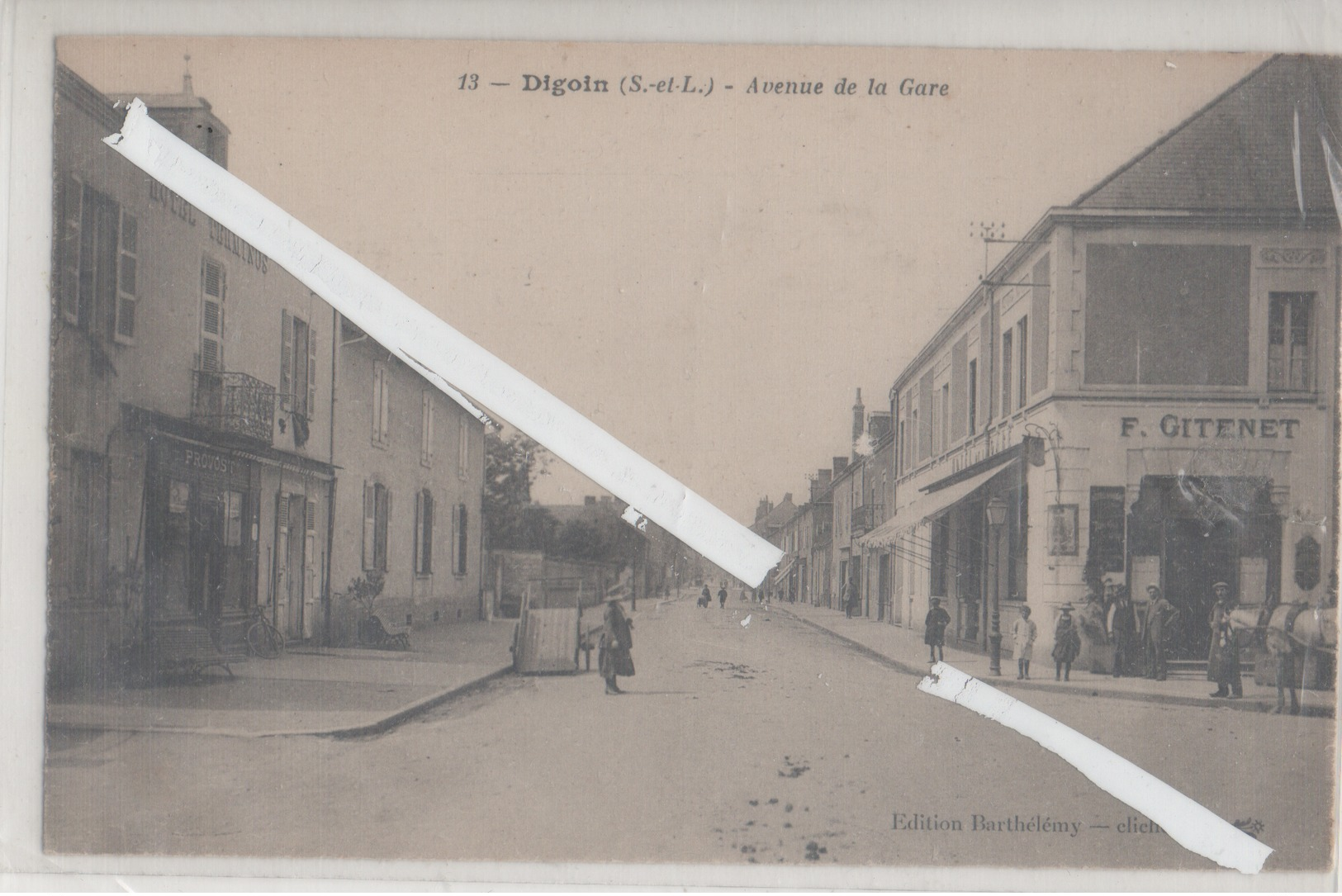 LOT 1071 DIGOIN AV DE LA GARE - Digoin