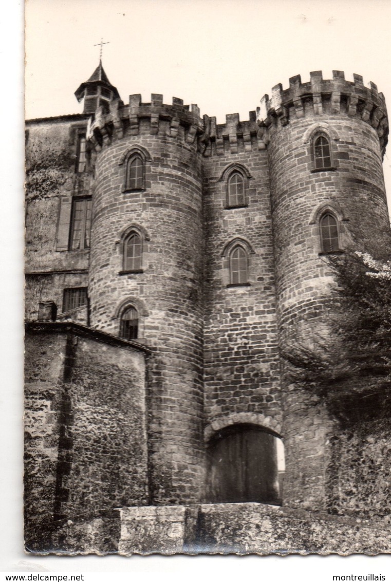 CPSM, (33), BAZAS, Institution Saint-joseph, écrite, Non Timbrée - Autres & Non Classés