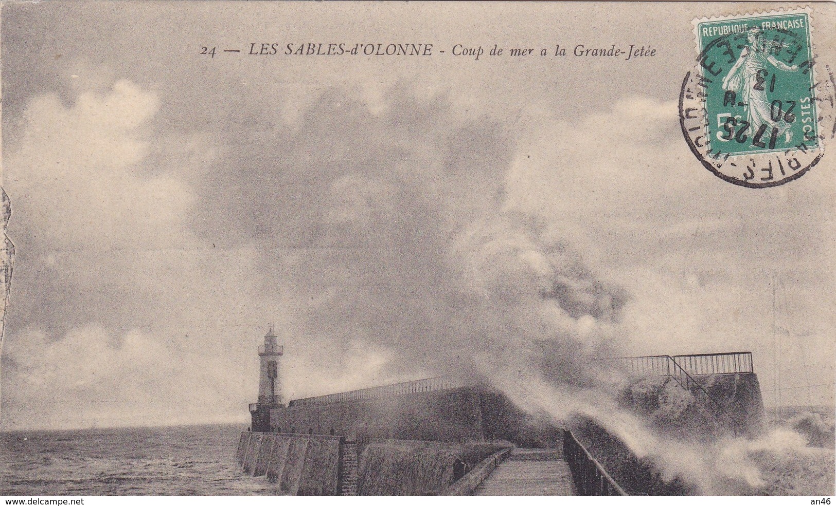 LES SABLES D'OLONNE COUP DE MER A LA GRANDE JETEE VG   AUTENTICA 100% - Pays De La Loire