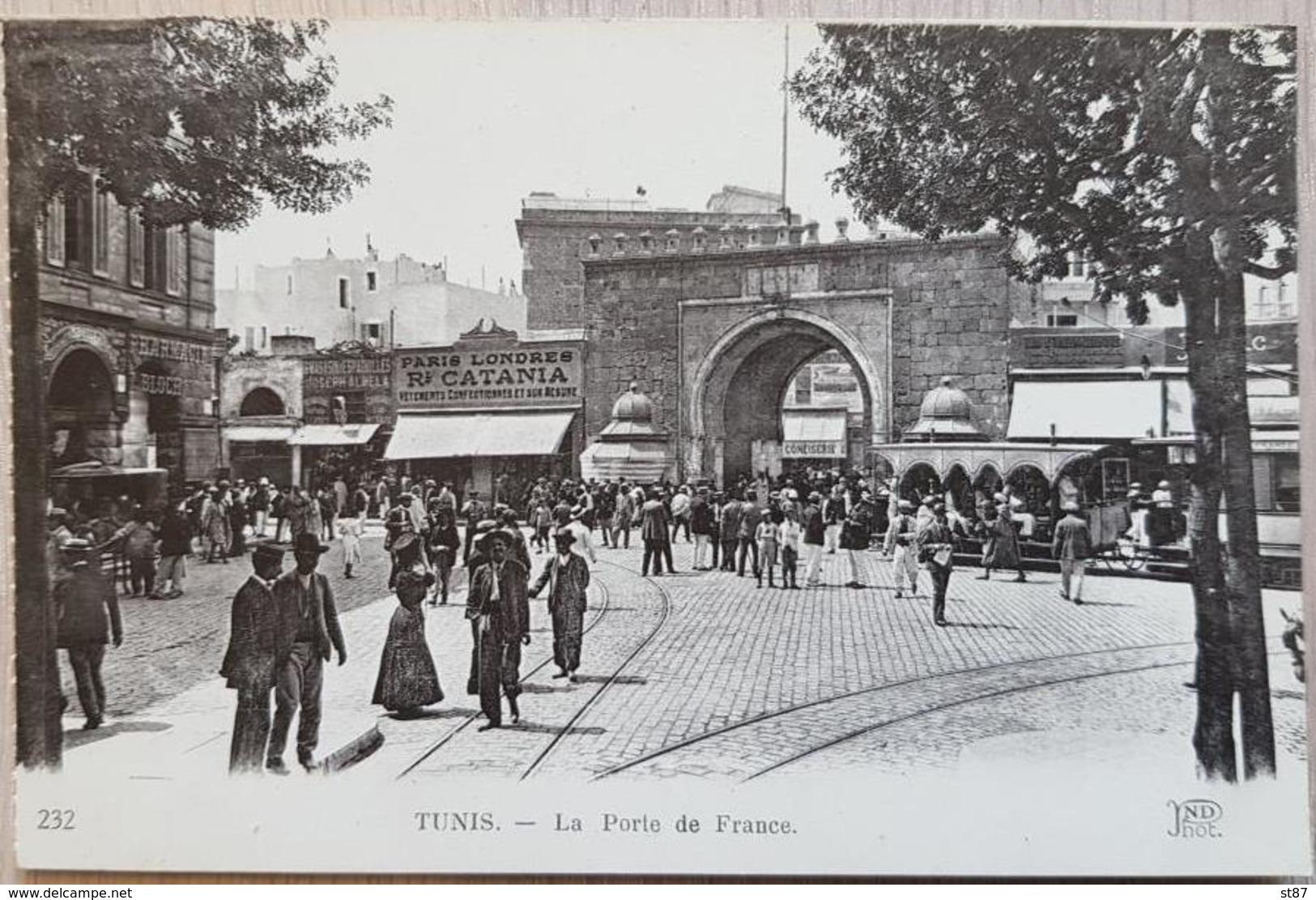 Tunis La Porte De France - Tunisia