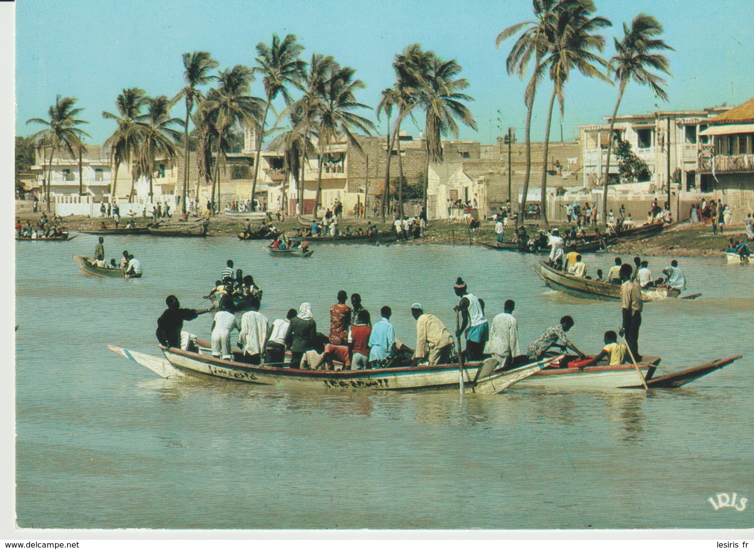 C.P. - PHOTO - COULEURS DU SÉNÉGAL - SAINT LOUIS - LA RUE DU FLEUVE - 1014 - M. RENAUDEAU - HOA QUI - Sénégal