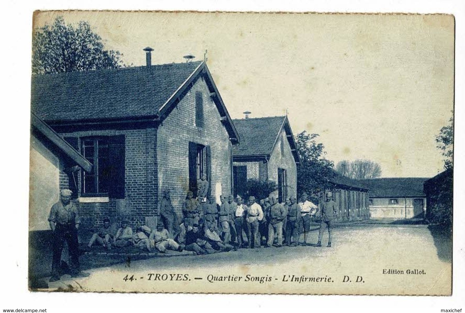 Troyes - Quartier Songis - L'Infirmerie (animation) Circulé 1925, Provient D'un Carnet - Troyes