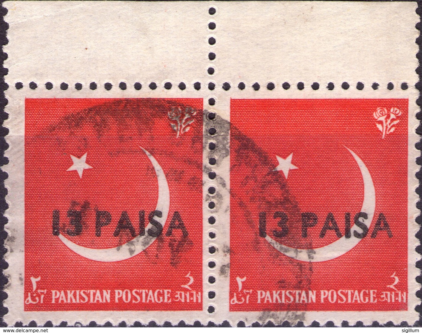 PAKISTAN 1961 - LUNA CRESCENTE E STELLA - 2 VALORI SOPRASTAMPATI USATI - Pakistan