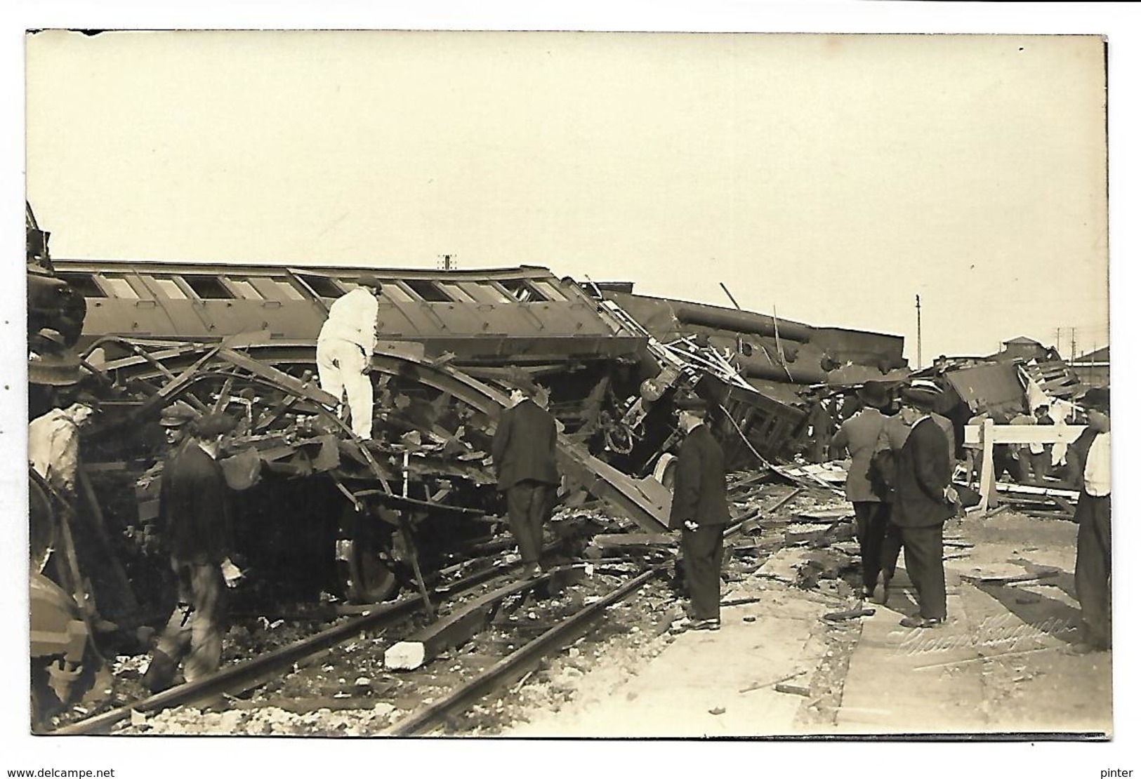 Catastrophe De TRAIN - Photographe D' AMIENS - CARTE PHOTO - Amiens