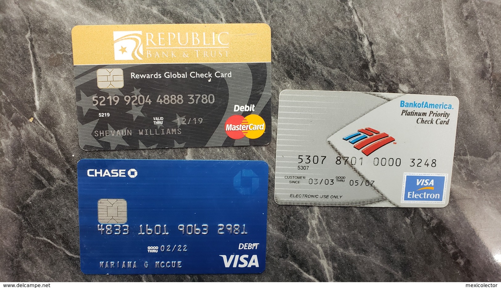 USA - 3 BANK CARDS - FOR COLLECTION - Cartes De Crédit (expiration Min. 10 Ans)