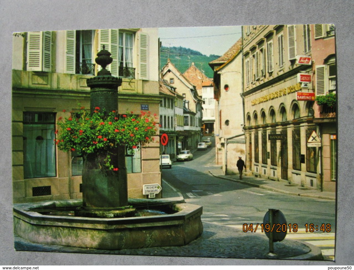 CP 67 BARR  - Place Aux Pommes De Terre , Fontaine Vers 1970 - Barr