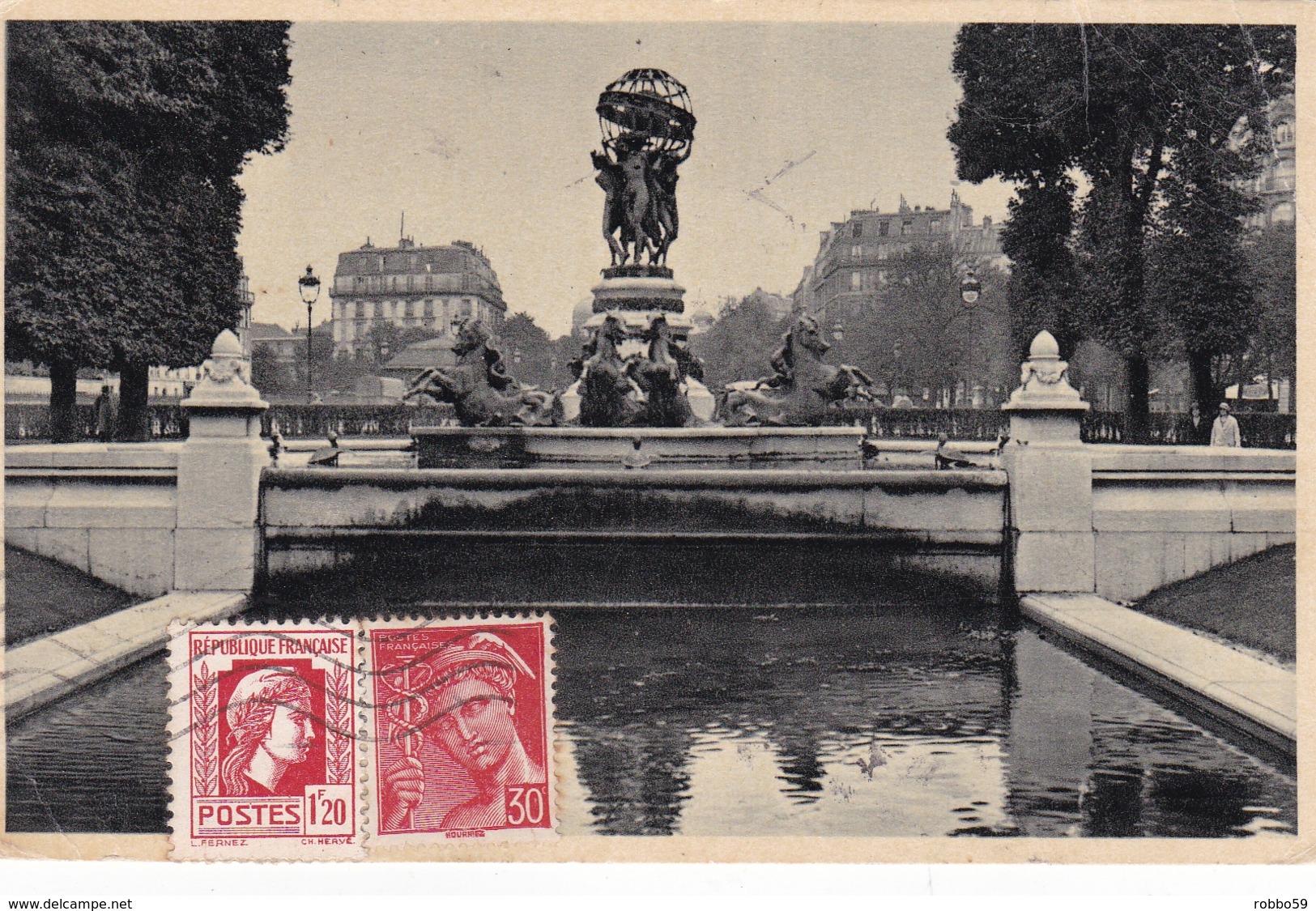 France Paris Jardin Du Luxembourg La Fontaine De Carpeaux Postcard 1945 Used Good Condition - Parks, Gardens