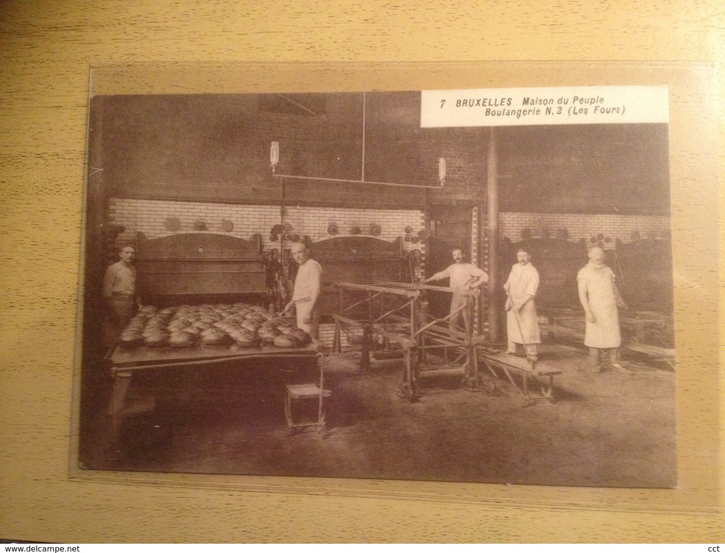 Bruxelles   Maison Du Peuple  Boulangerie N° 2 (Les Fours) - Brussel (Stad)