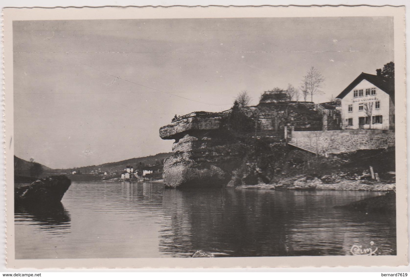 25 Frontiere Franco-suisse  Bassins Et Saut Du Doubs  Entree Des Bassins Rocher De La Casquette Et Le Rocher De L'hercul - Autres & Non Classés