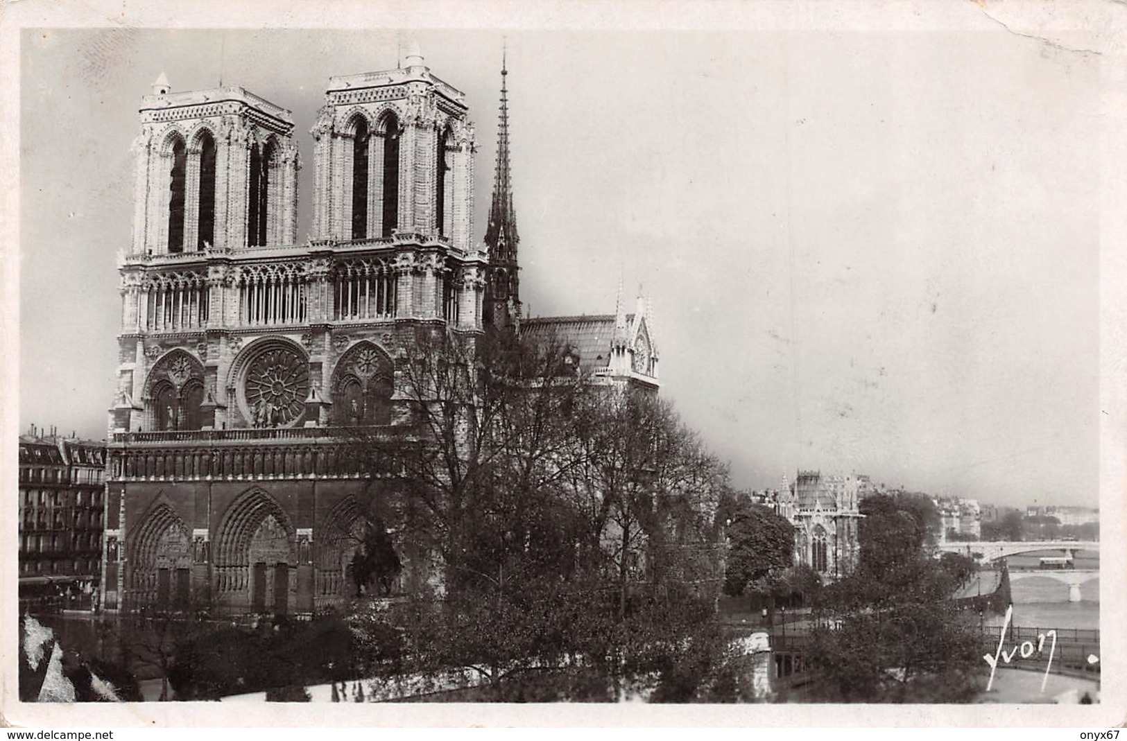 Carte Postale PARIS (75) Cathédrale Notre-Dame 1163-1260 Flèche Tombée Le 15-04-2019 -Eglise-Religion - Kerken