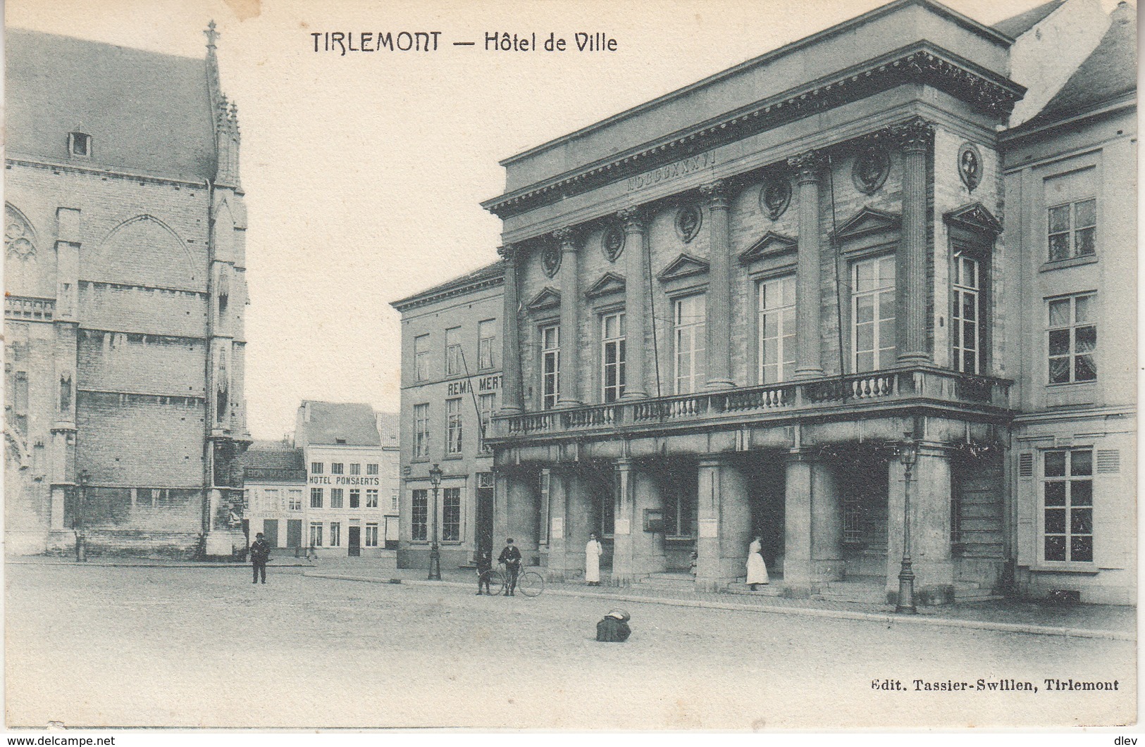 Tienen - Stadhuis En Omgeving - Geanimeerd - Uitg. Tassier-Swillen - Tienen