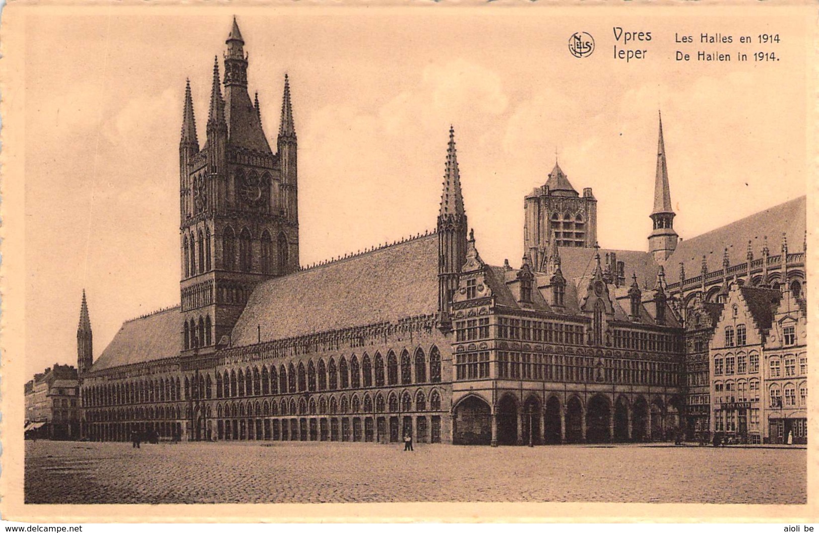 Ypres - Les Halles. The Cloth Halls. - Ieper