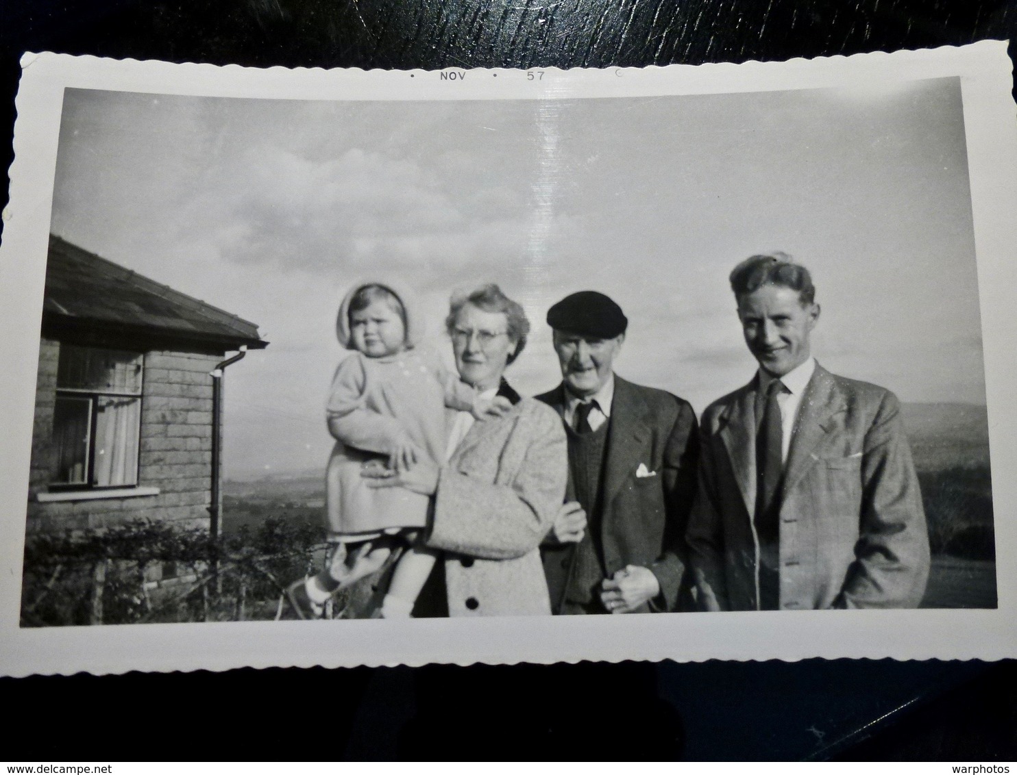 PHOTO ORIGINALE _ VINTAGE SNAPSHOT : FAMILLE _ BEBE _ ENFANT _ 1957 - Personnes Anonymes