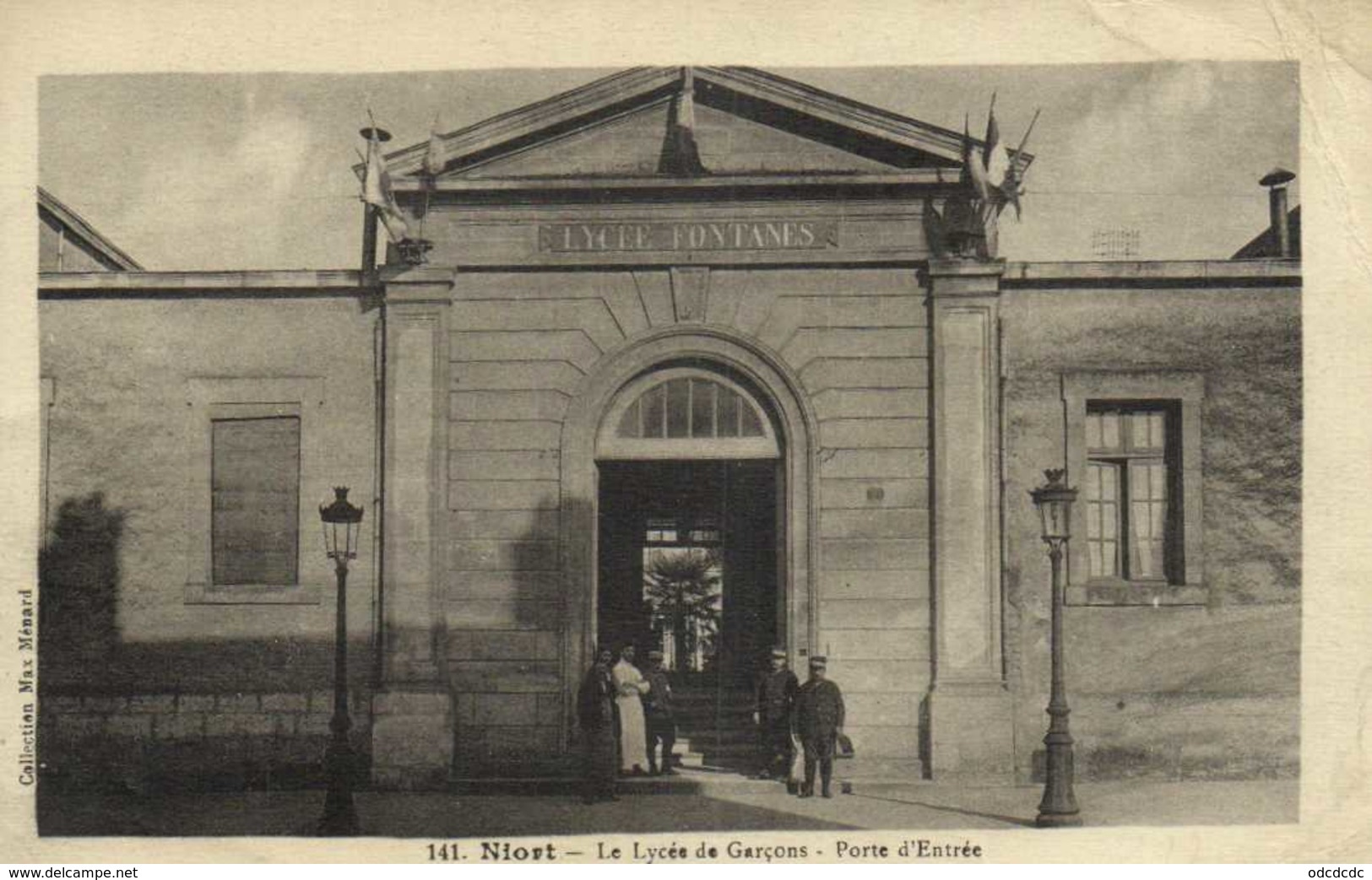 NIORT  Le Lycée De Garcons Porte D'Entrée RV  Cachet Hopital Temporaire Du Territ N°4 - Niort