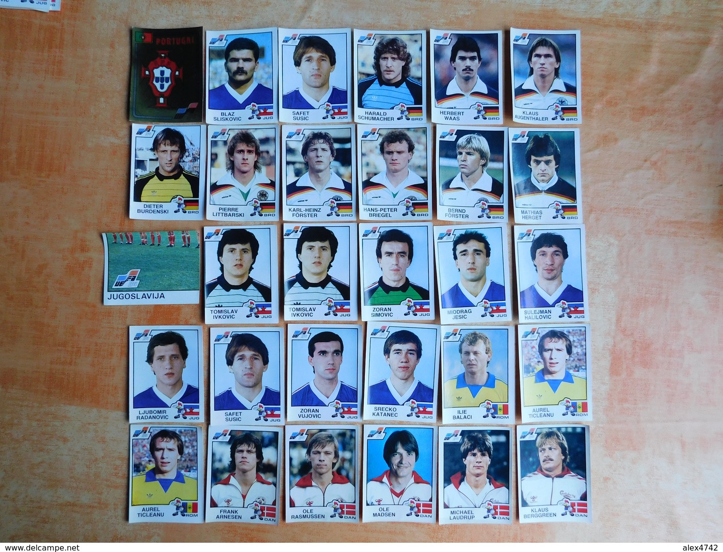 30 Stickers Panini Euro 1984  (Box2) - Sports