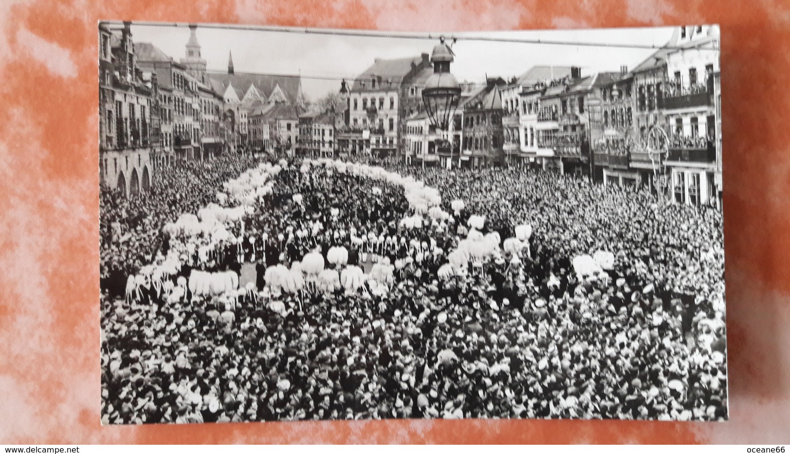 Belgique Binche Carnaval Mardi Gras Rondeau Très Animée - Binche