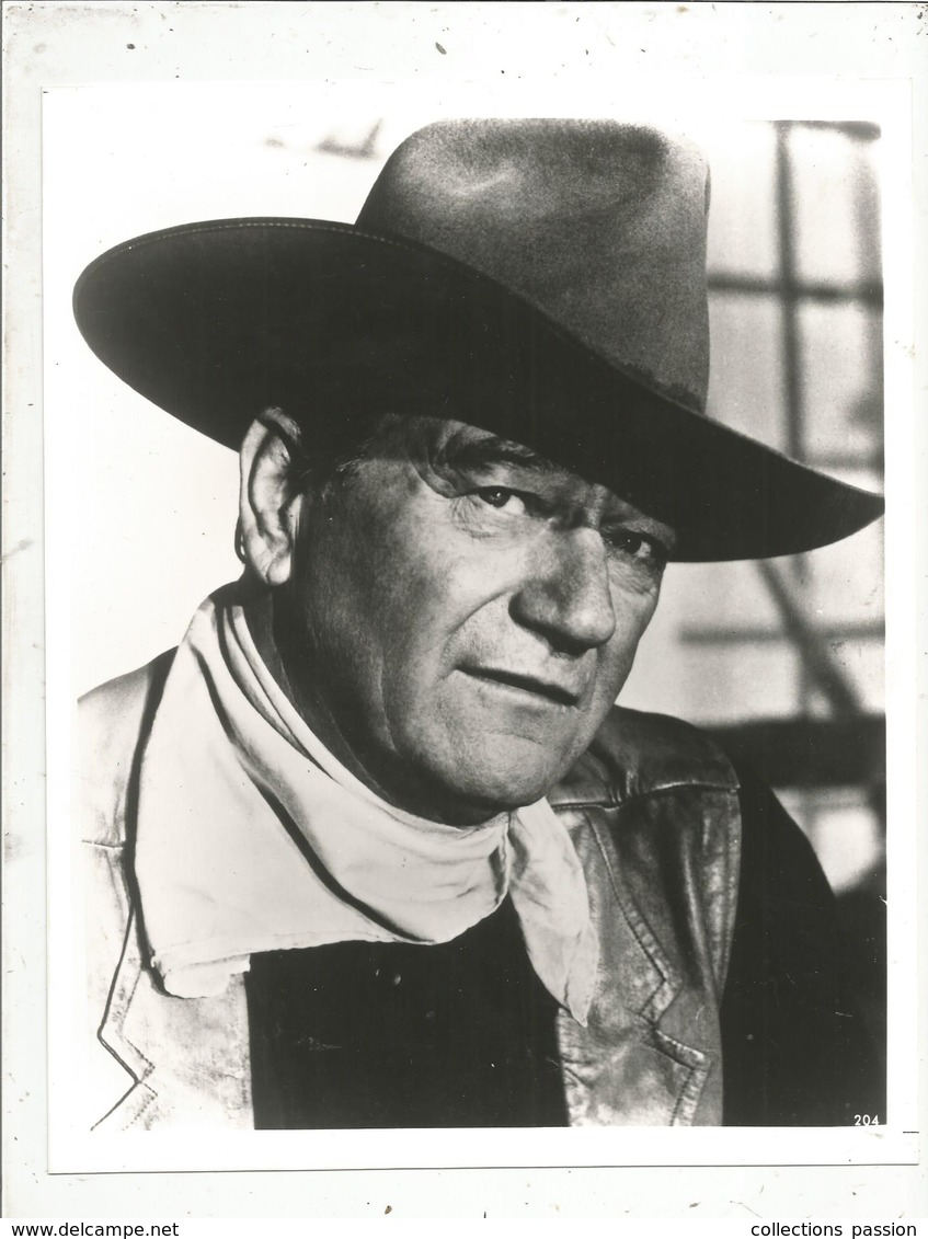 Photographie ,250 X 205 Mm , Célébrité , Acteur , Cinéma , JOHN WAYNE, 2 Scans , Frais Fr 1.85 E - Célébrités