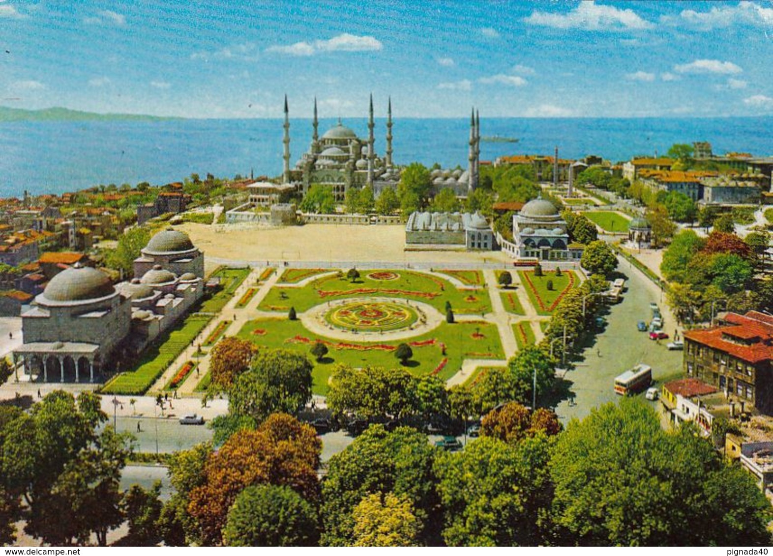Cp , TURQUIE , ISTANBUL , The Blue Mosque (Sultan Ahmet Mosque) And It's Surrounding - Turquie