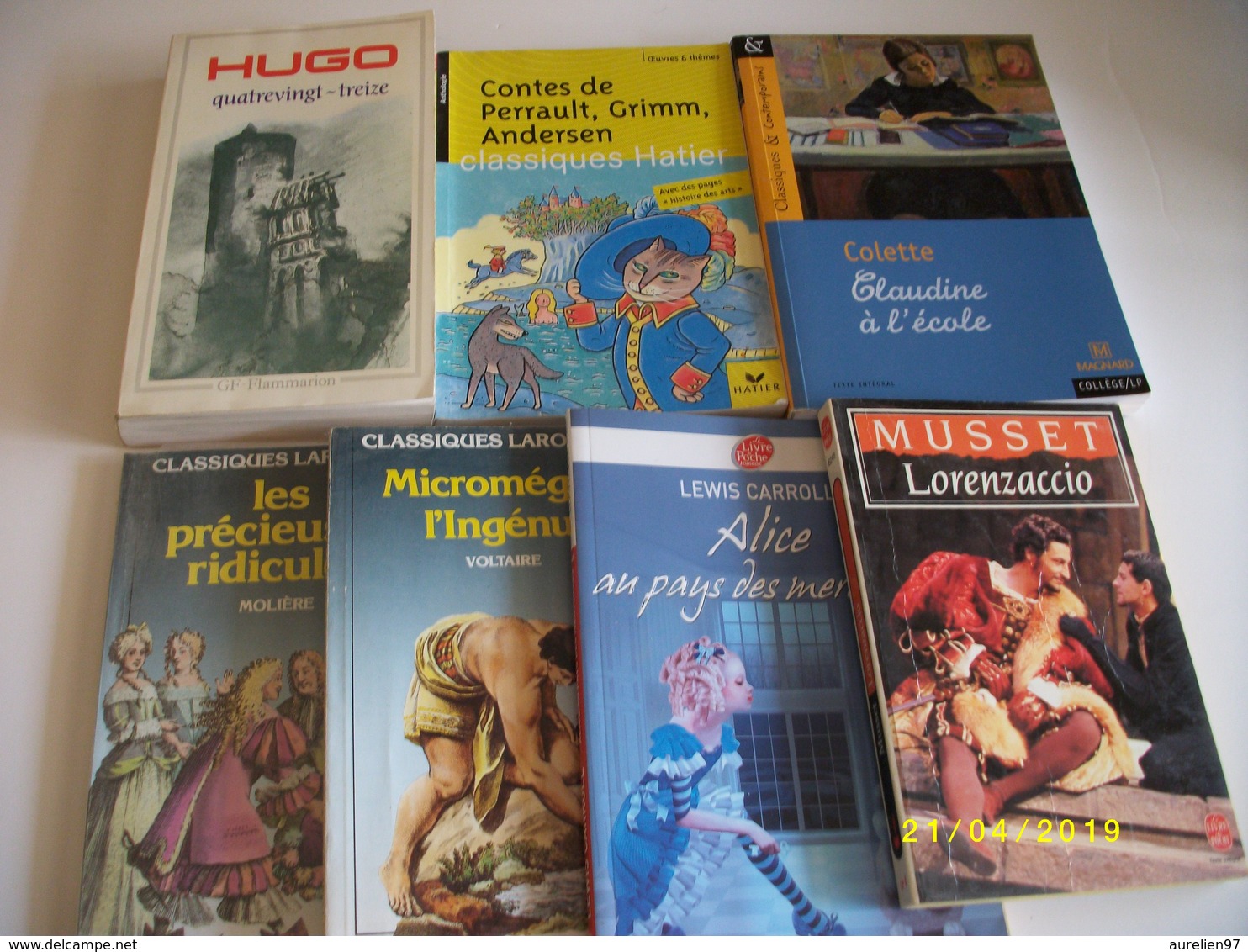 Lot De 17 Livres En TBE - Lots De Plusieurs Livres