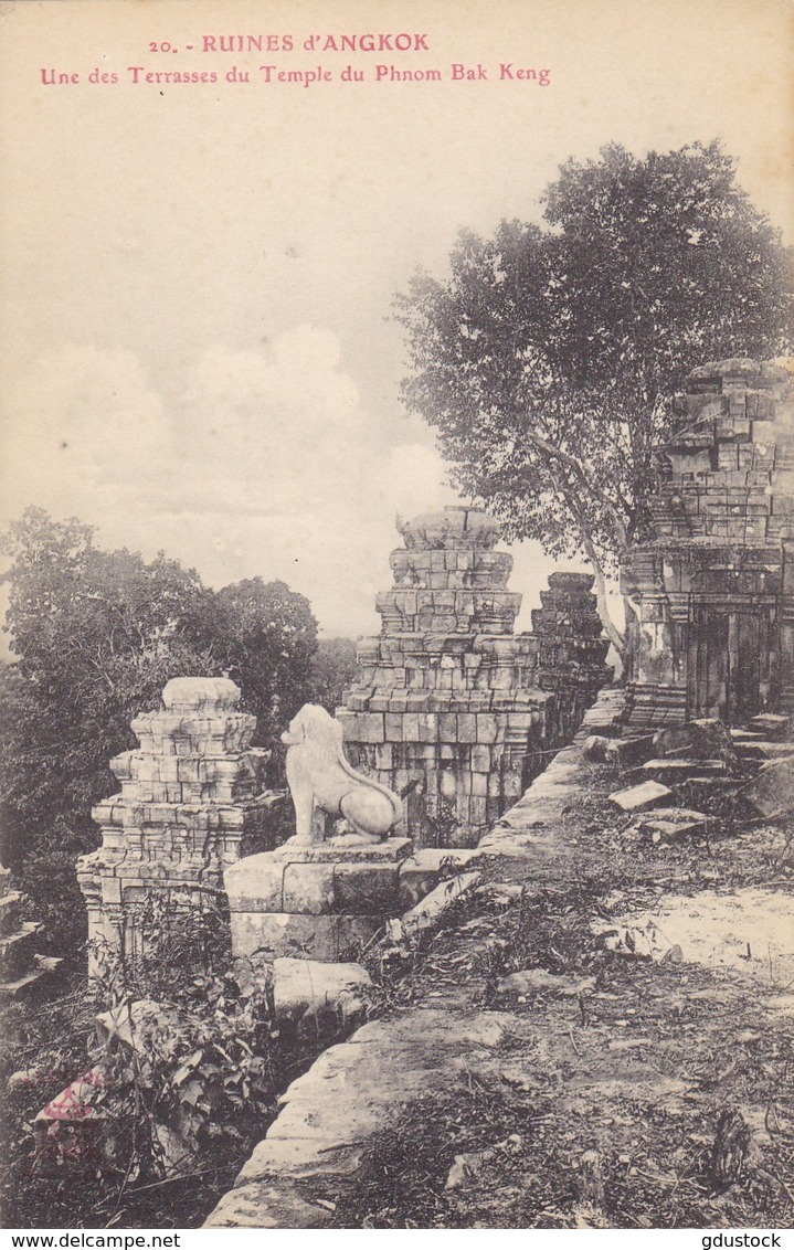 Asie - Ruines D'Angkor - Une Des Terrasses Du Temple Du Phnom Bak Keng - Thaïlande