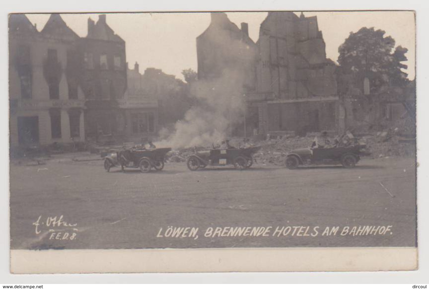 40686  -  Löwen  Brennende  Hotels Am  Bahnhof  -  Carte  Photobon état - Leuven