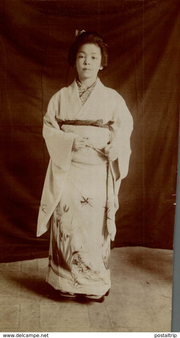 JAPAN JAPON   GEISHA  ARTHUR ULLYETT PHOTOGRAPHERS   Asia Asie Fonds Victor FORBIN (1864-1947) - Lugares
