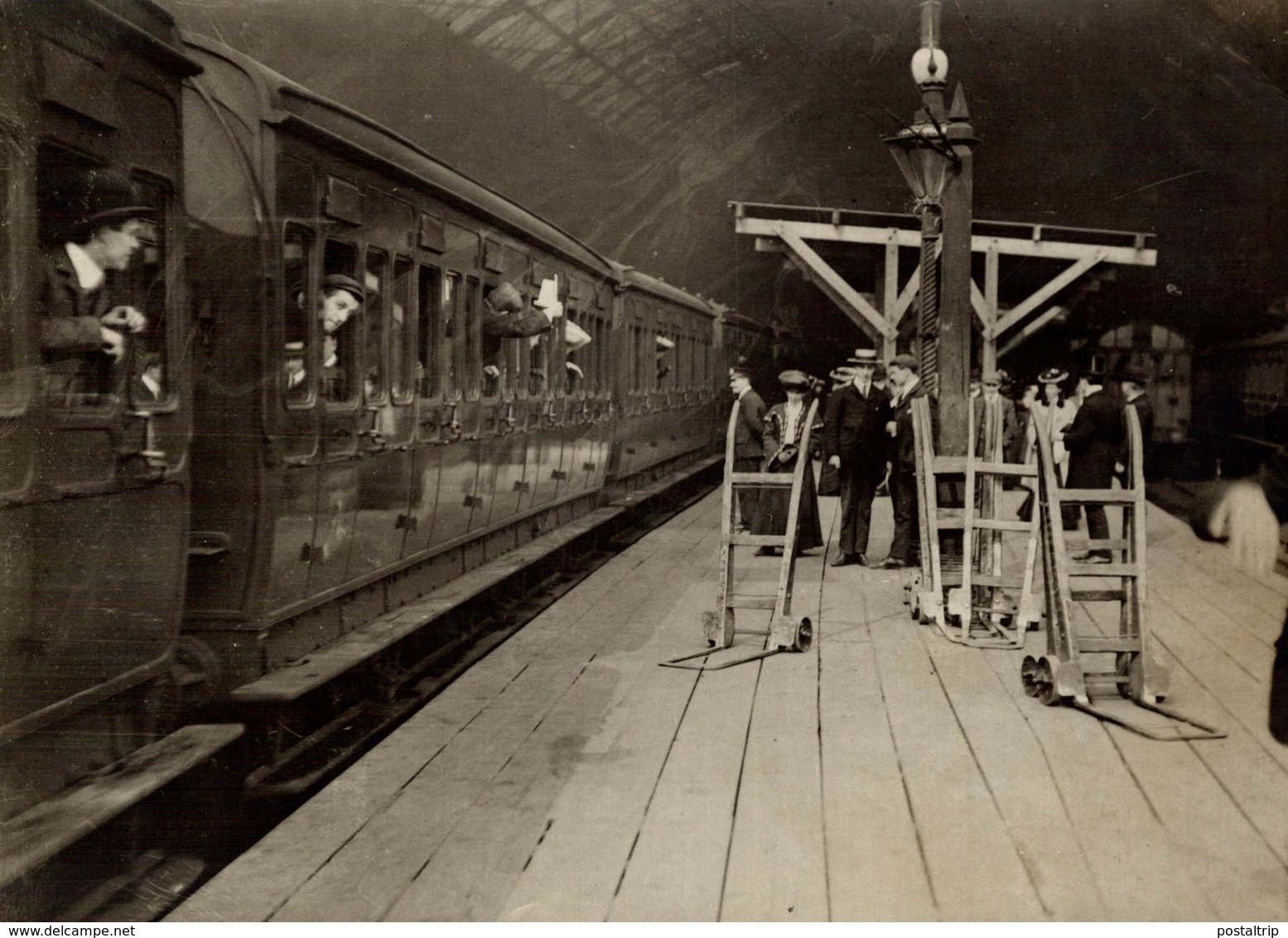 PHOTOGRAPH  Fonds Victor FORBIN (1864-1947) - Trenes