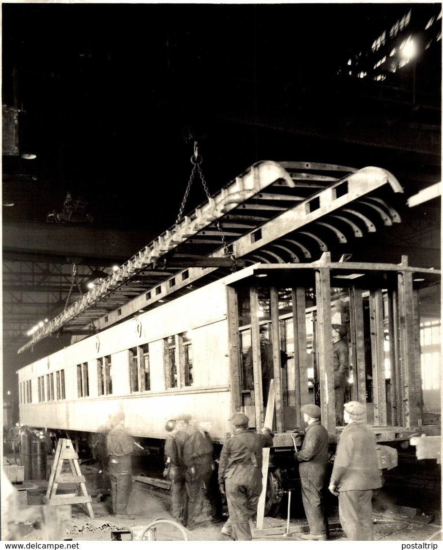 1929 New Canadian Railway Coaches  SUN BATHS VITA GLASS  1929  PHOTOGRAPH  Fonds Victor FORBIN (1864-1947) - Trenes