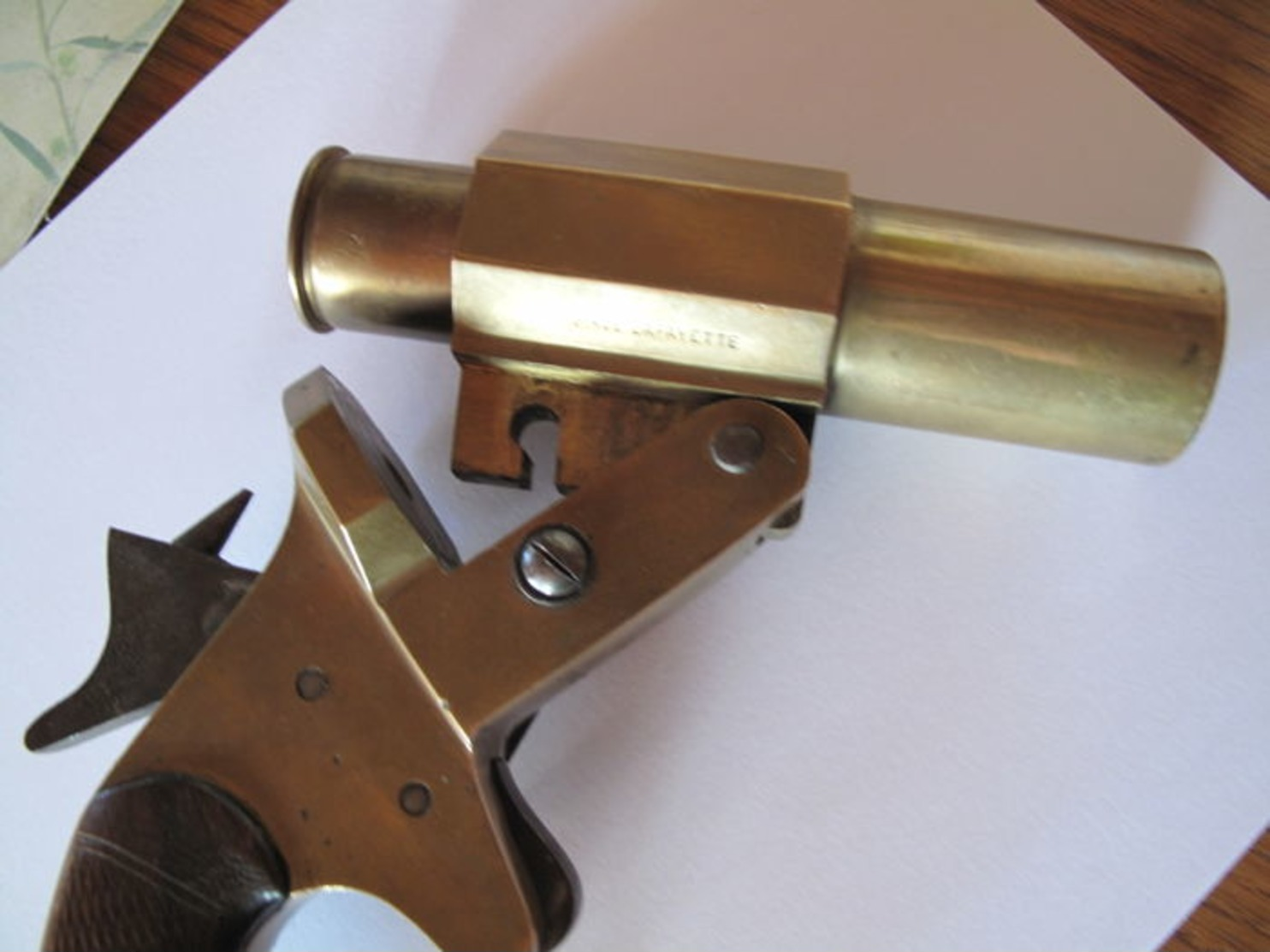 PISTOLET LANCE FUSÉES FRANCAIS EN BRONZE  CHOBERT PARIS FONCTIONNEL - Armi Da Collezione