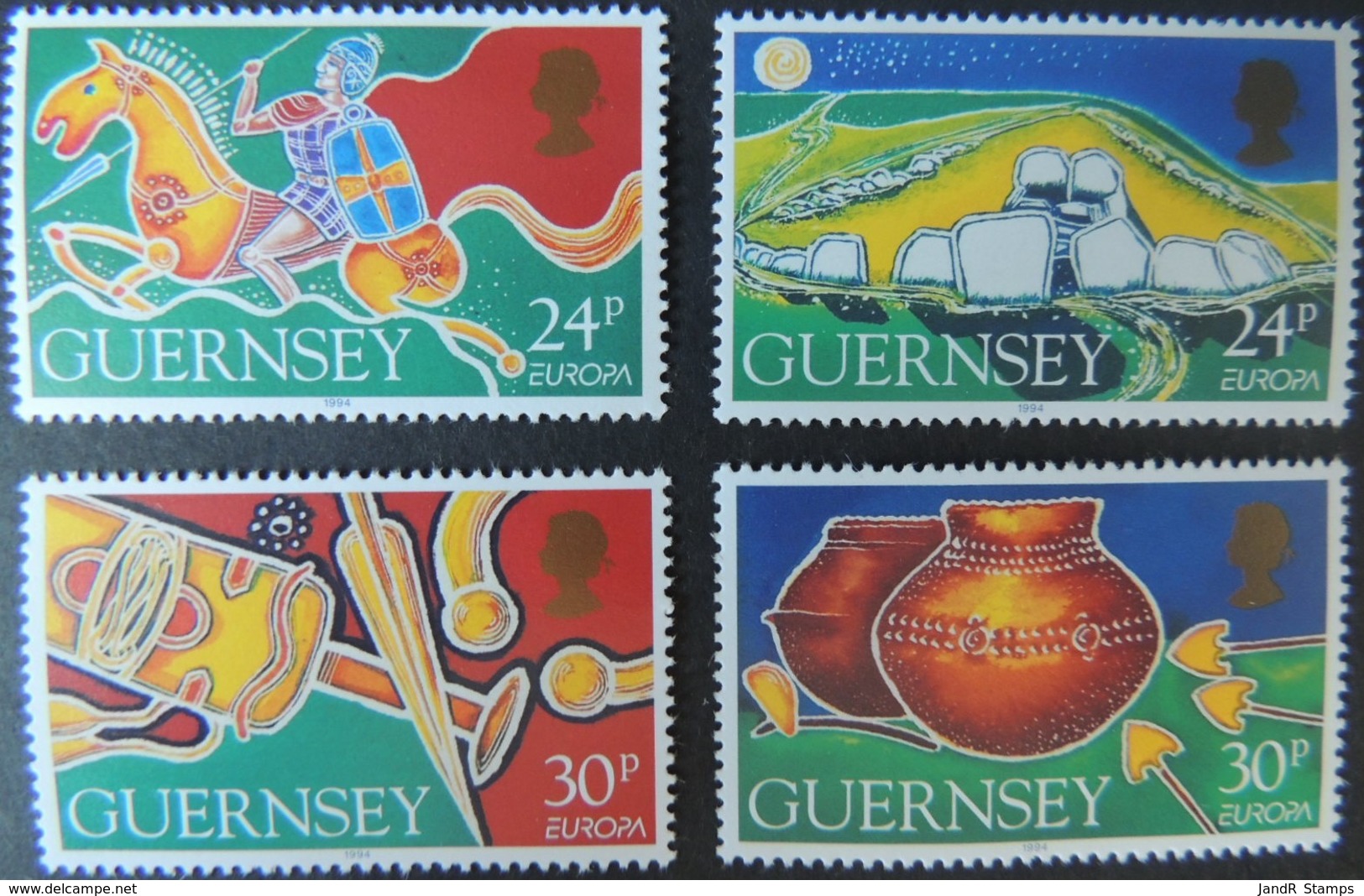 GUERNSEY 1994 EUROPA ARCHAEOLOGICAL DISCOVERIES SET OF 4 VALUES MNH SG634-637 ARTEFACTS CELTIC WEAPONS - Guernsey