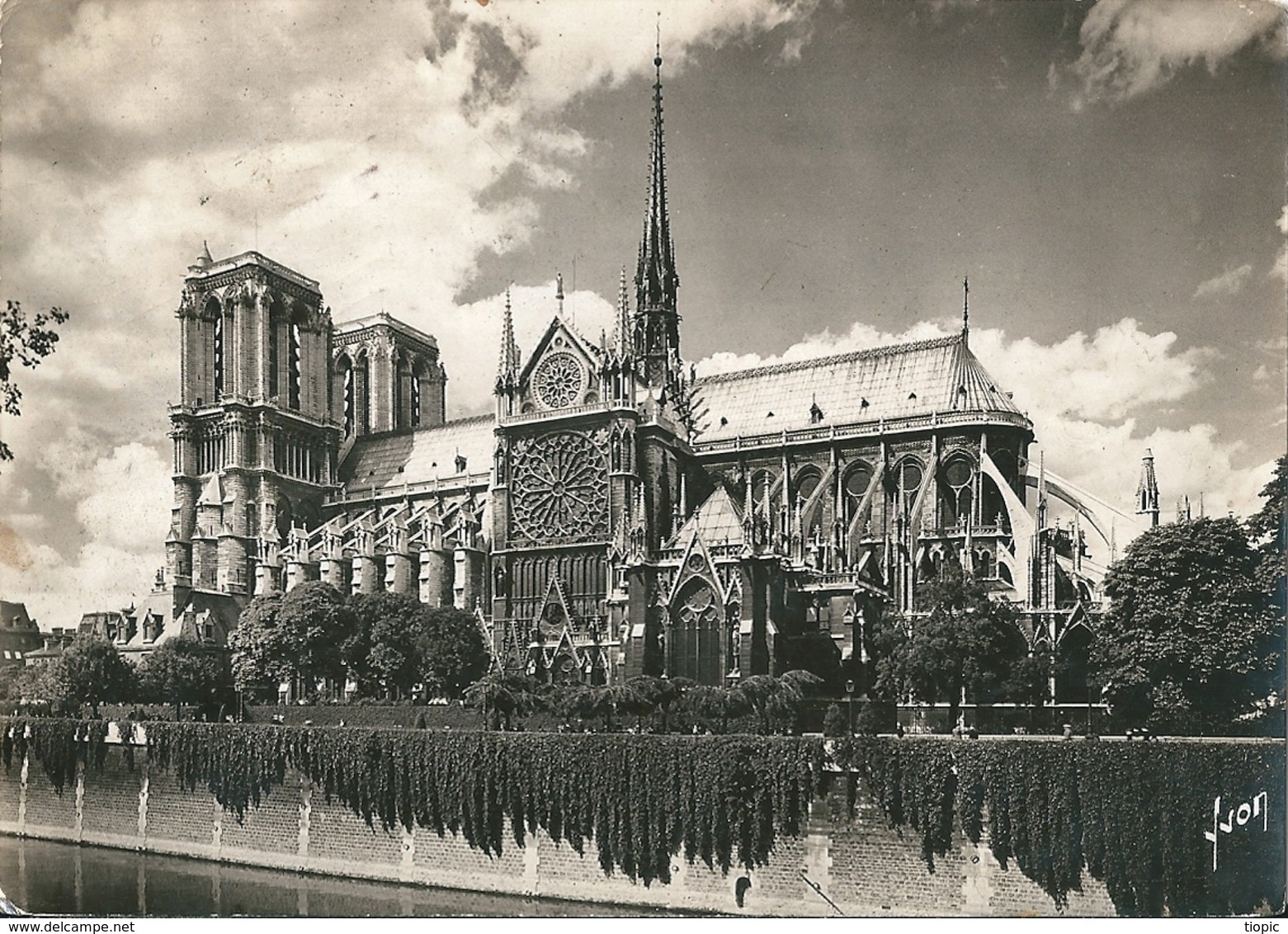 2  CPsm ,dentelée N Et B  De   NOTRE -- DAME  De  PARIS   Avant L'incendie Du 15.04.2019 - Notre Dame Von Paris