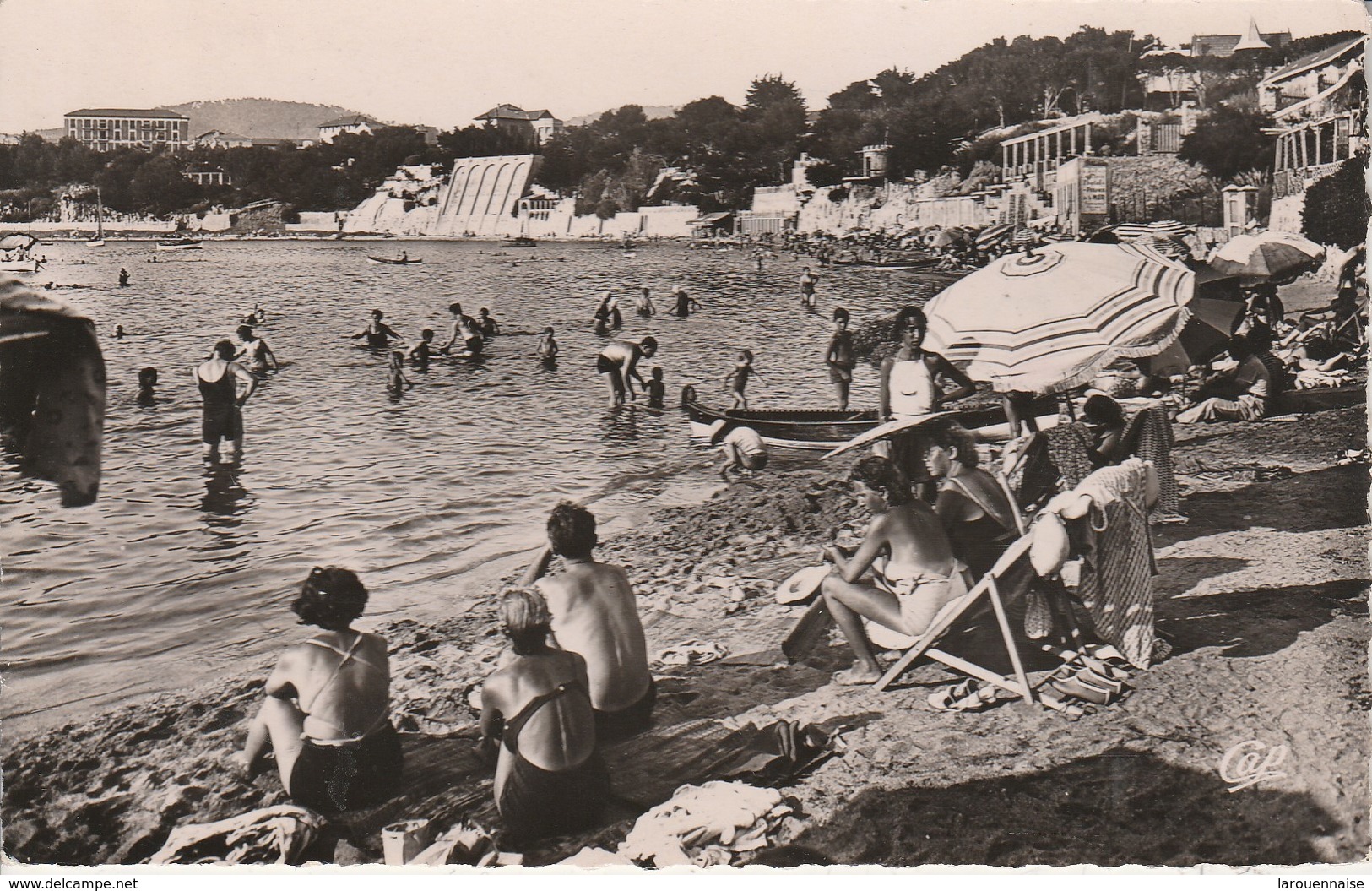 83 - BANDOL - Un Coin De La Plage - Bandol