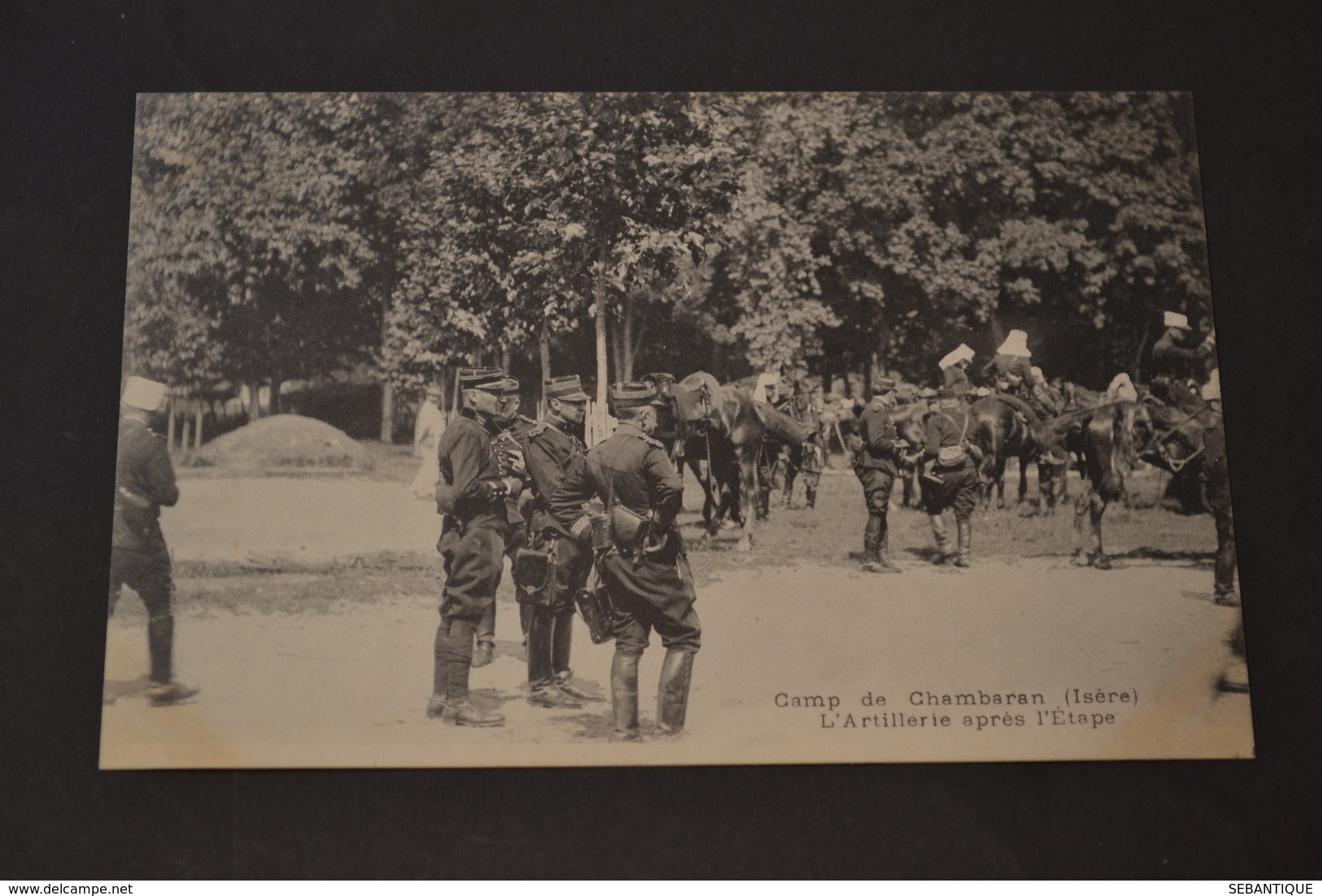 Carte Postale 1910 Camp De Chambaran (38) L'artillerie Après L'étape - Manoeuvres