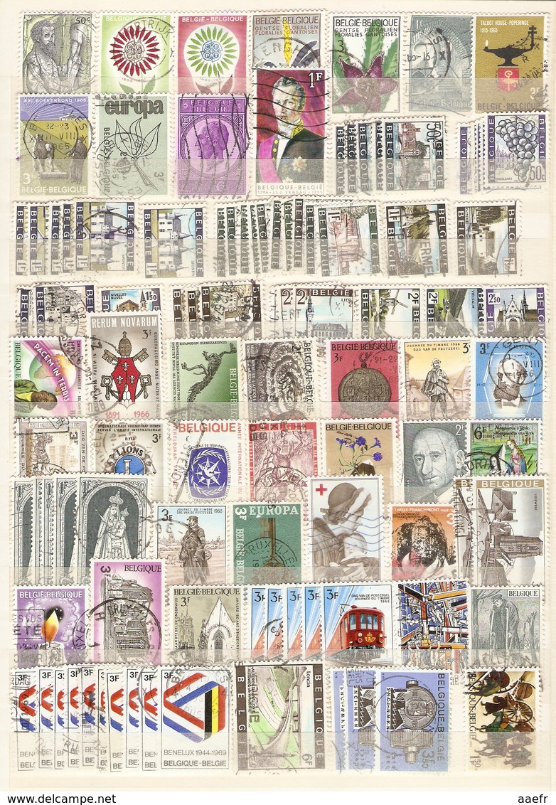 Belgique - 2750 timbres° dans 2 albums - 1150 timbres différents