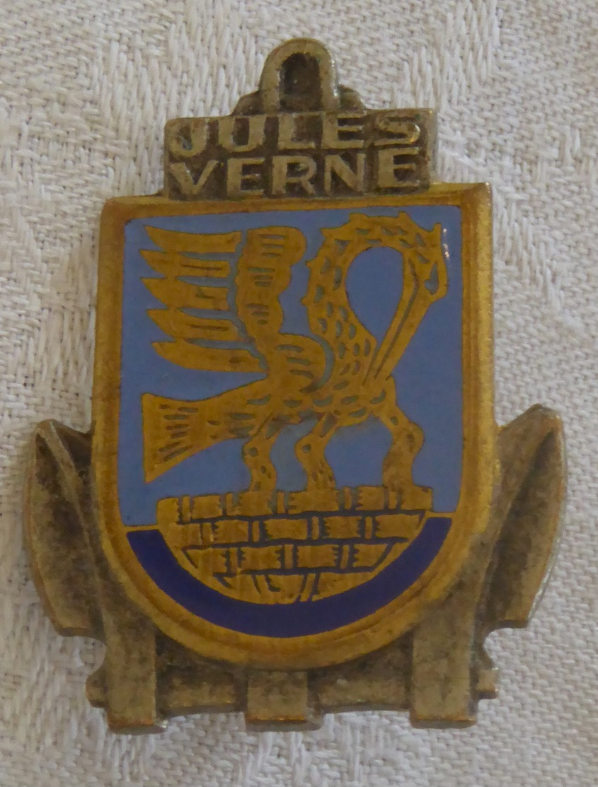 I111 - 21 - Insigne Indochine Navire Atelier Jules-Verne - Fabrication Courtois - Marine