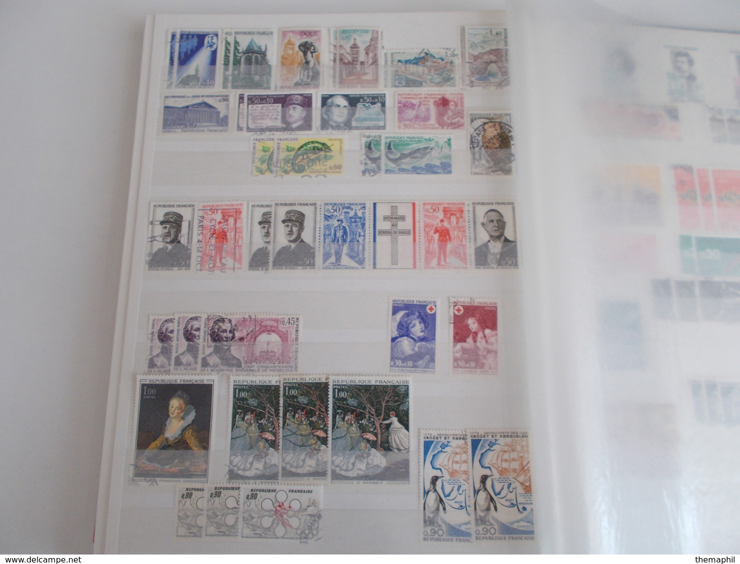 lot n° 572  FRANCE un classeur de timbres obl.  quelques neufs