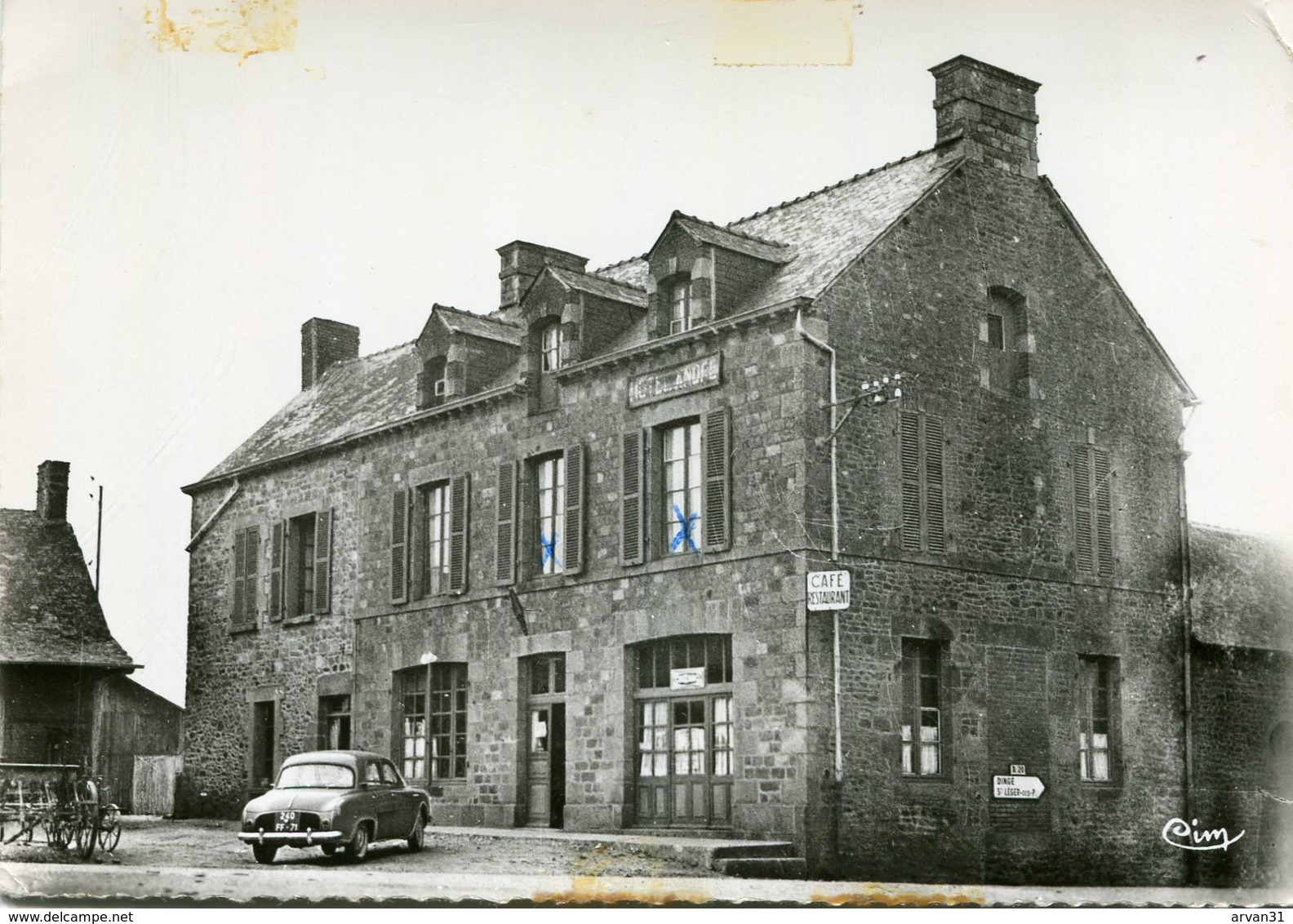 FEINS - HÔTEL ANDRE - PLACE De L ' EGLISE En 1964  - - Autres & Non Classés