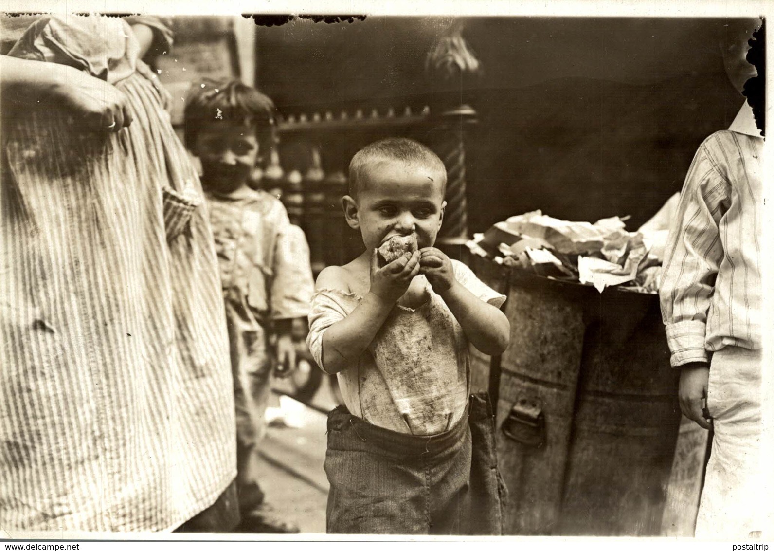 CHILDREN  PROBEBLY LONDON LONDRES  DURING WW1  NIÑOS KIDS   Fonds Victor FORBIN (1864-1947) - Otros & Sin Clasificación