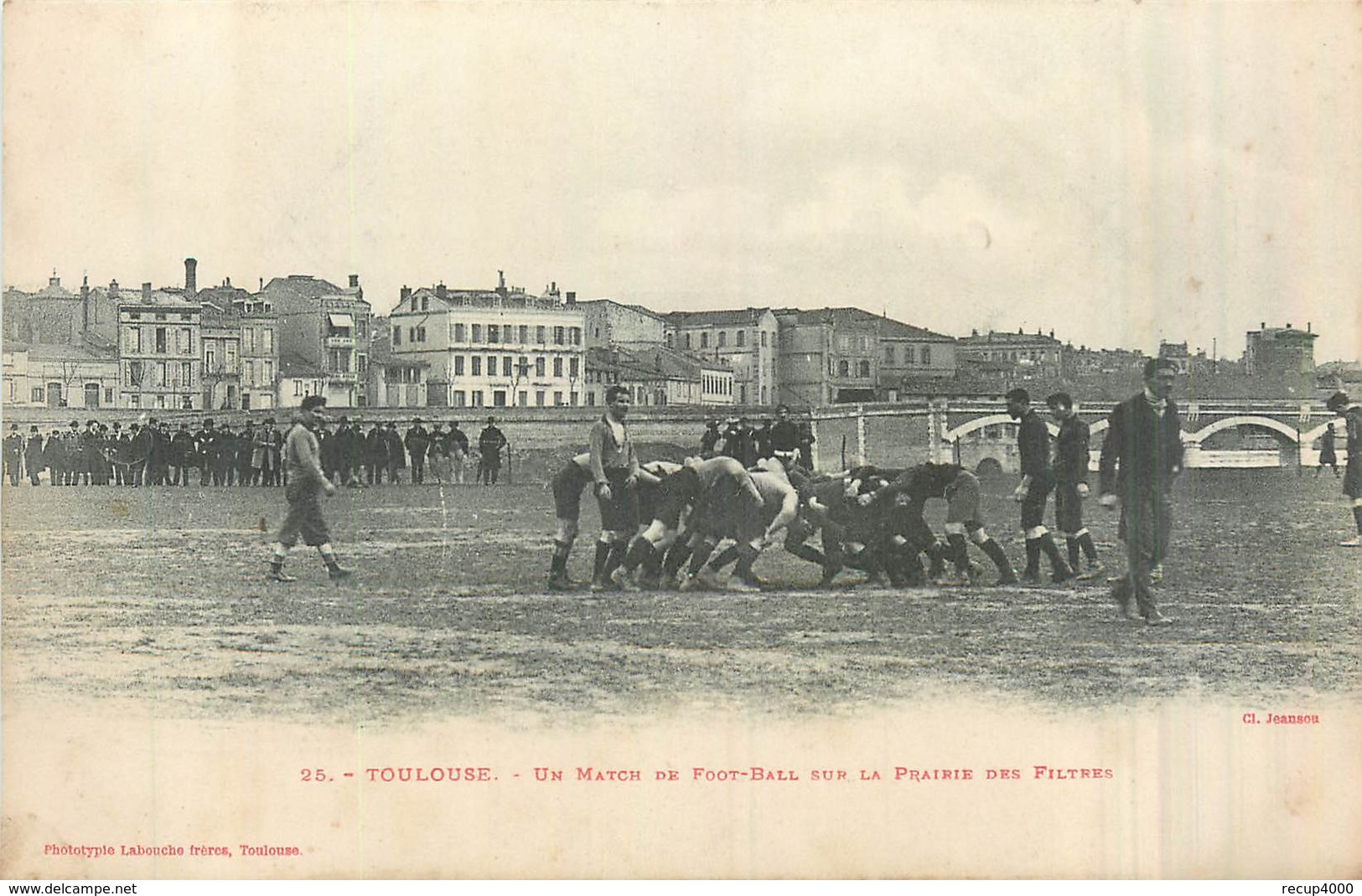 31 TOULOUSE  Un Match De Foot-ball Rugby  Sur La Prairie Des Filtres    2scans - Toulouse