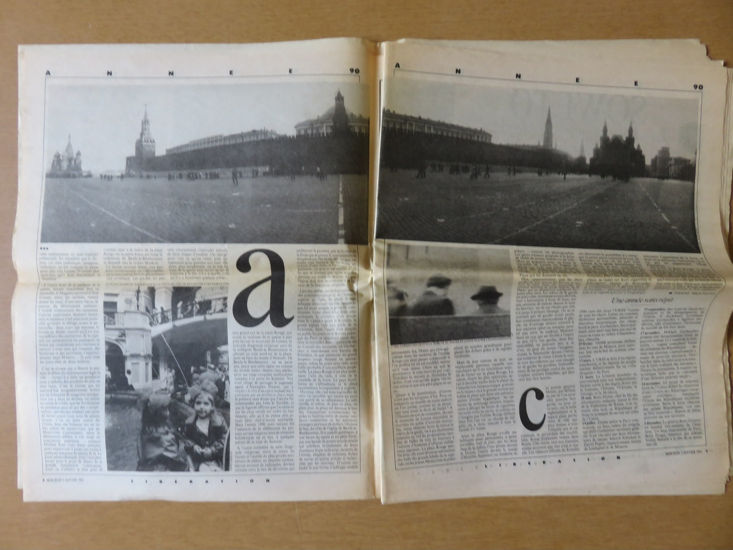 Journal Libération 2 Janvier 1991 - Douze Scènes D'un Monde En Désordre Le Communisme Moribond, Son Empire évanoui, Le - 1950 à Nos Jours