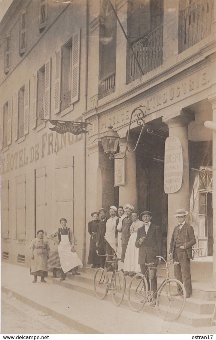 85 FONTENAY LE COMTE CARTE PHOTO HOTEL DE FRANCE ET PASSAGE DE L'INDUSTRIE - Fontenay Le Comte