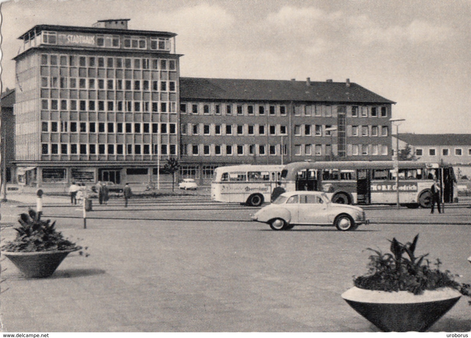 GERMANY - Dinslaken - Bahnhofplatz - Stadthaus - Automotive - DKW Auto Union 1000 - Dinslaken