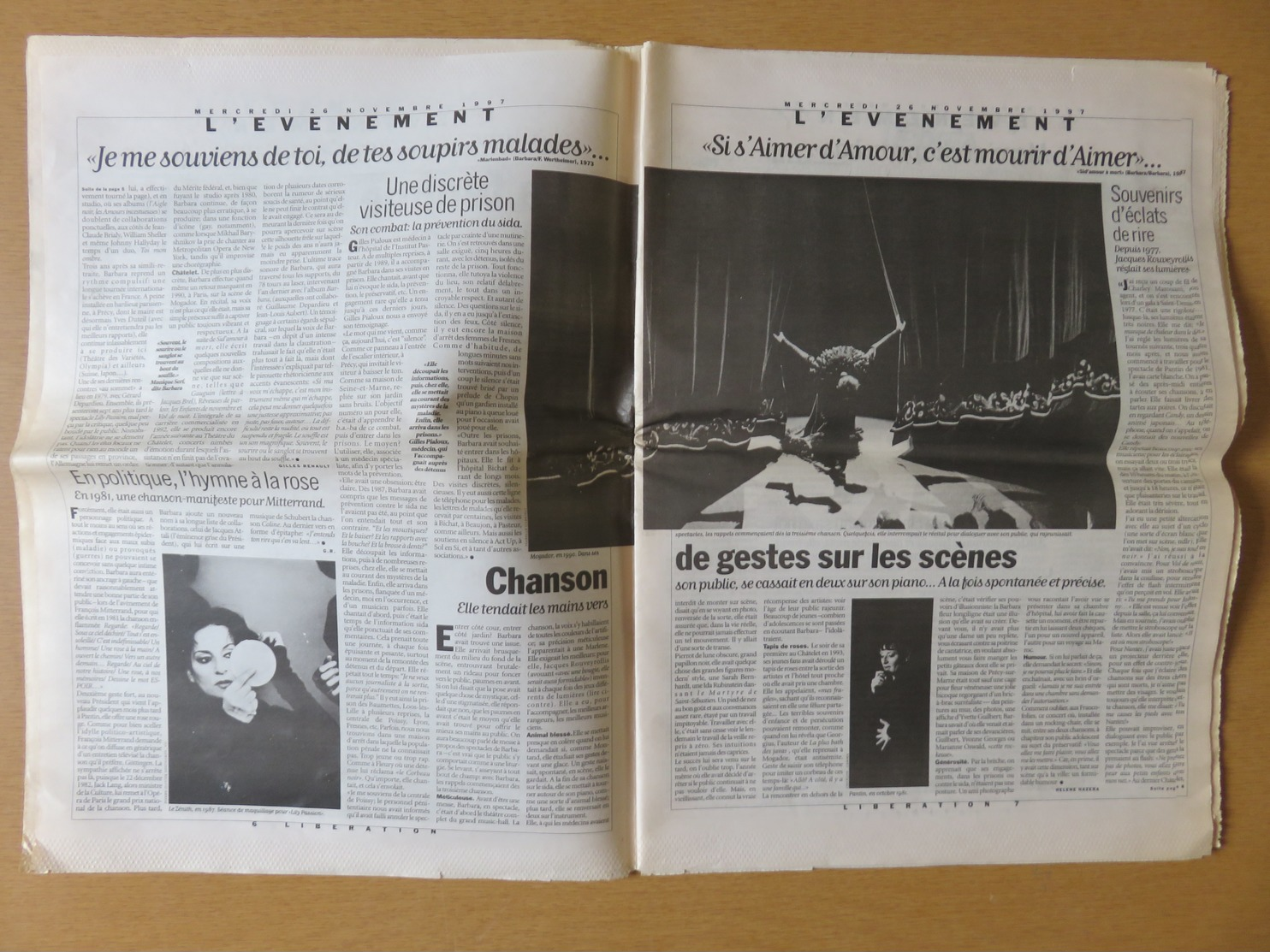 Journal Libération Mercredi 26 Novembre 1997 - Ma Plus Belle Histoire D'amour, C'est Vous... Barbara Est Morte Lundi Soi - 1950 - Today