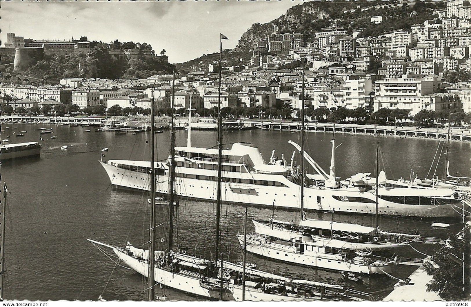 Principaute De Monaco, Montecarlo, Le Port Et La Condamine, Yachts Et Bateaux - La Condamine
